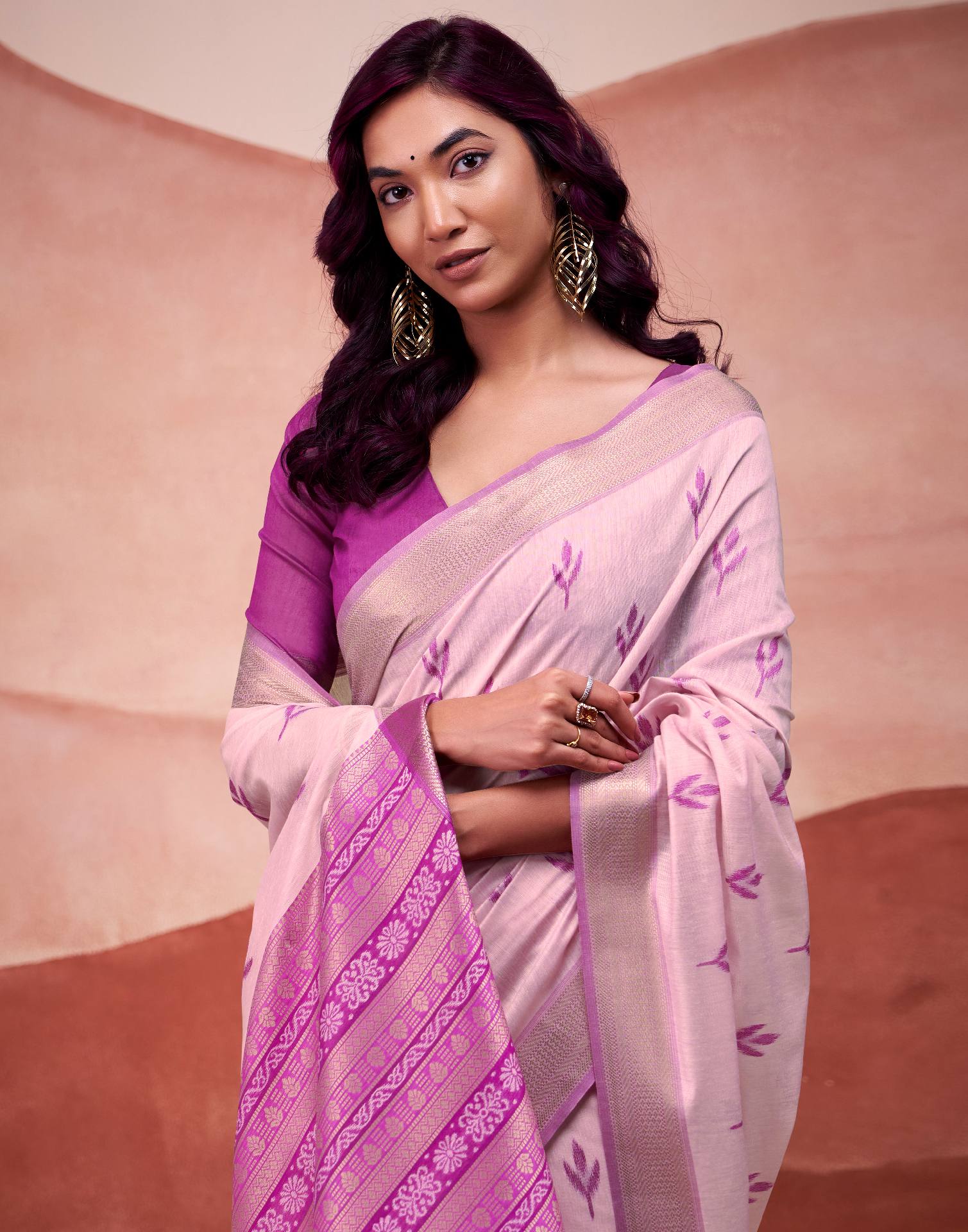 Baby Pink Cotton Woven Printed Saree - Image 2