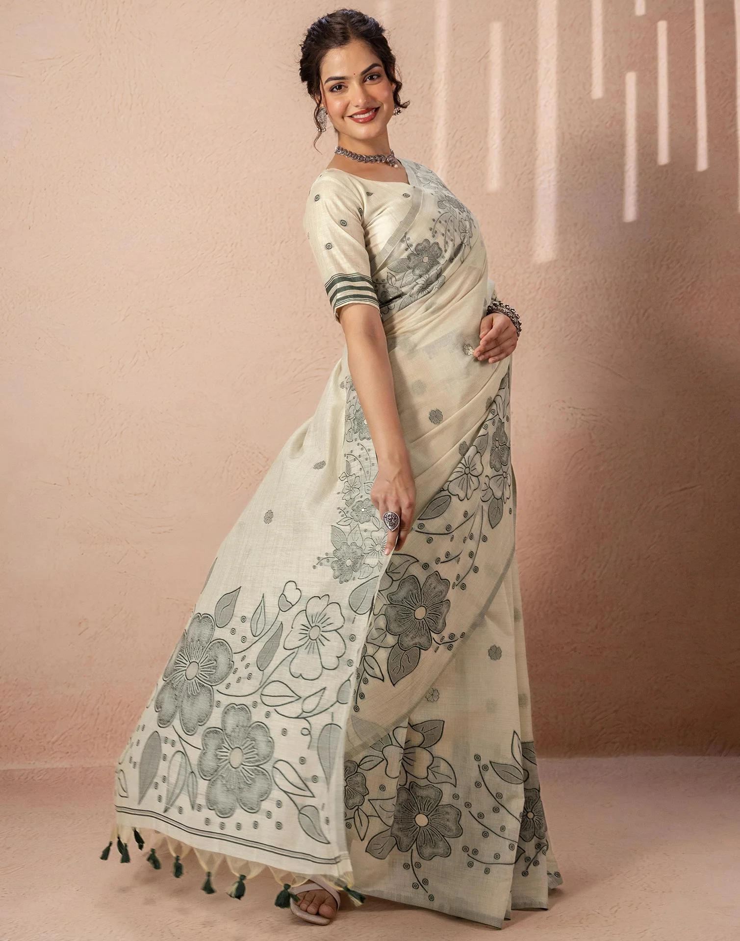Beige Chanderi Cotton Woven Saree - Image 5