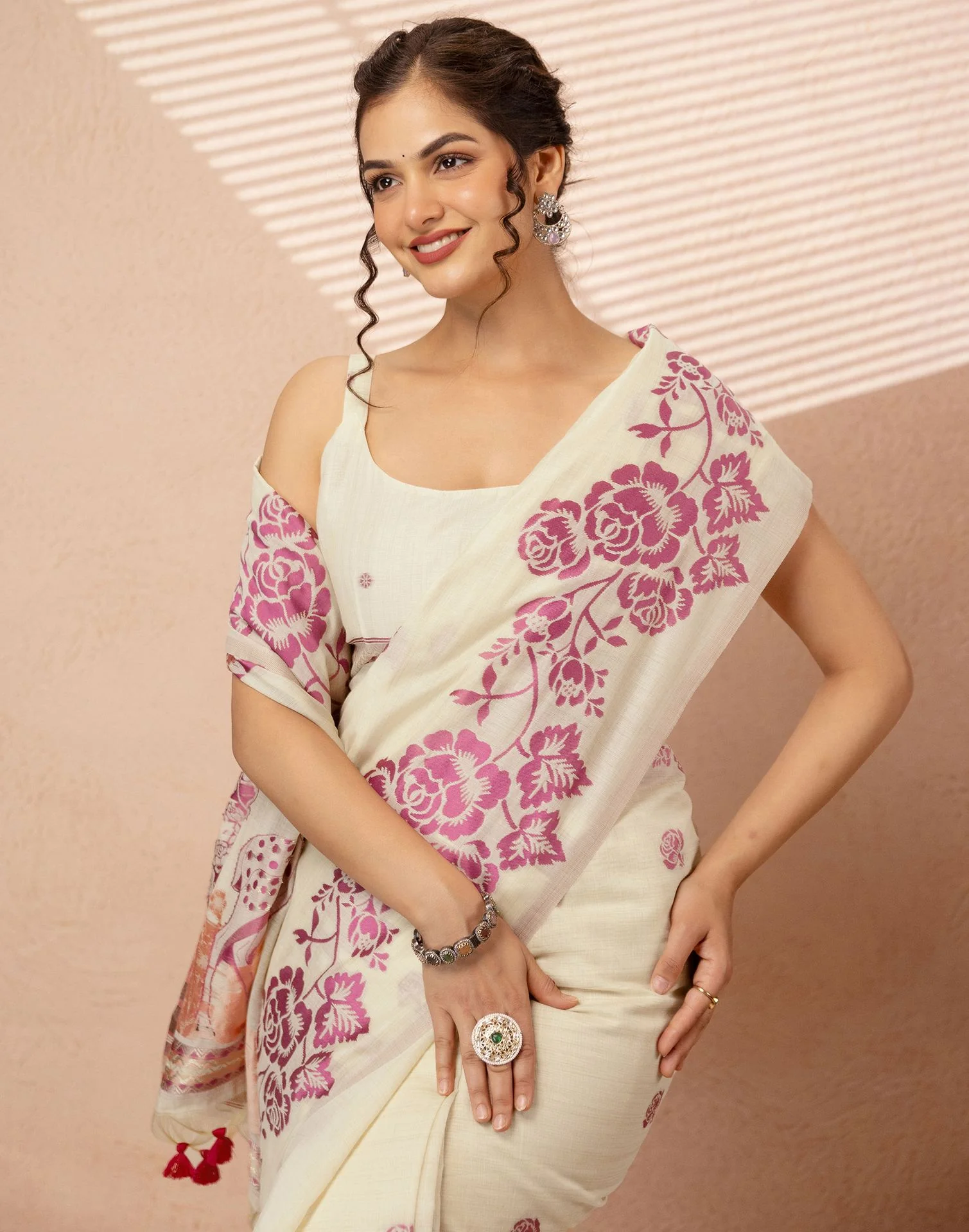 Beige Chanderi Cotton Woven Saree - Image 2
