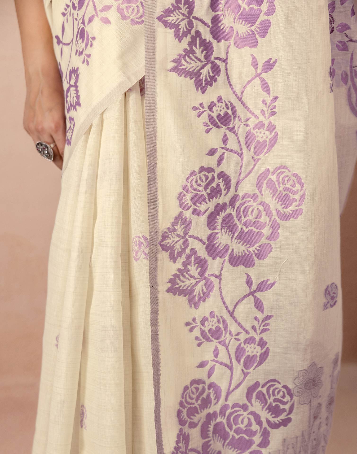 Beige Chanderi Cotton Woven Saree - Image 12
