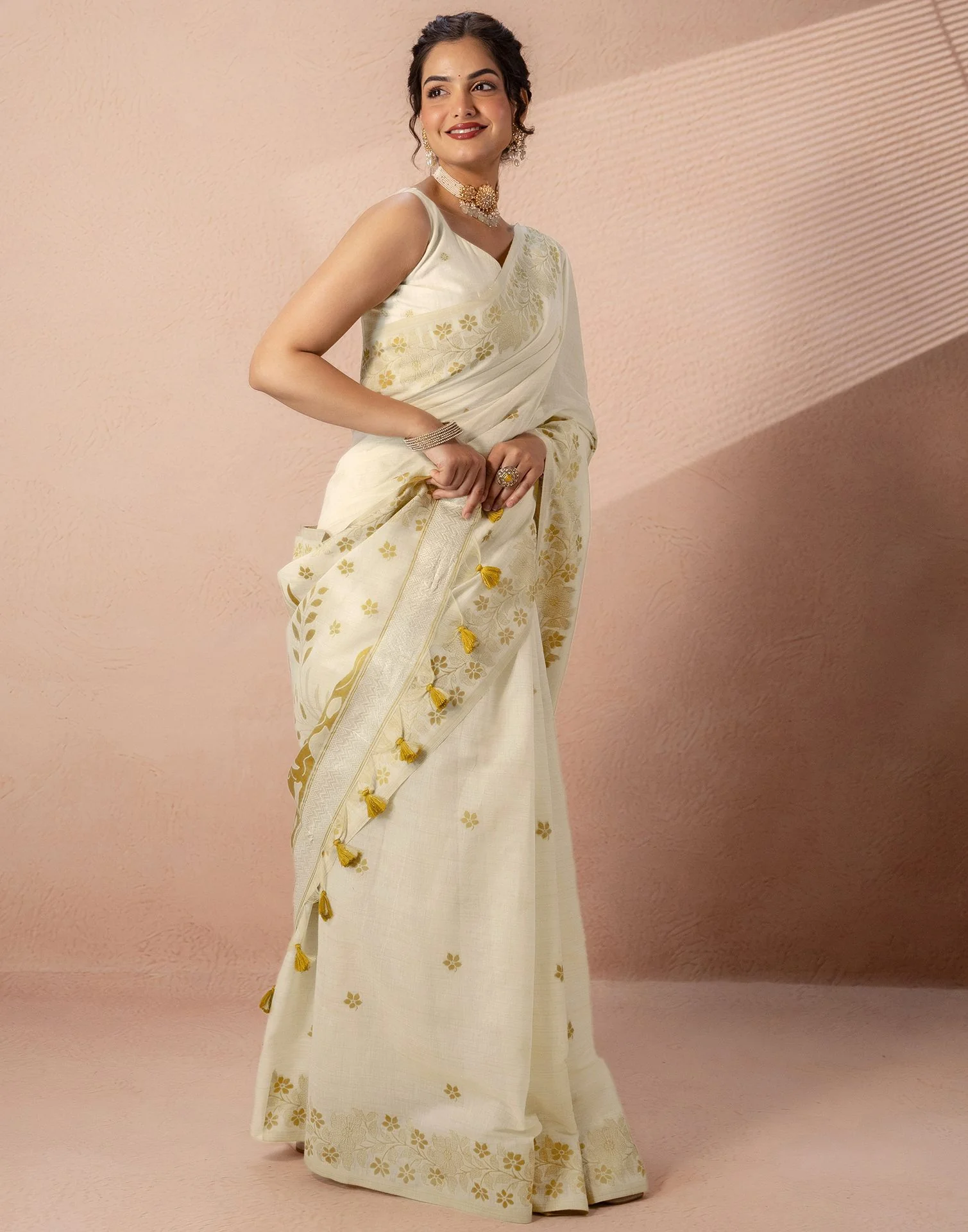 Beige Chanderi Cotton Woven Saree - Image 5