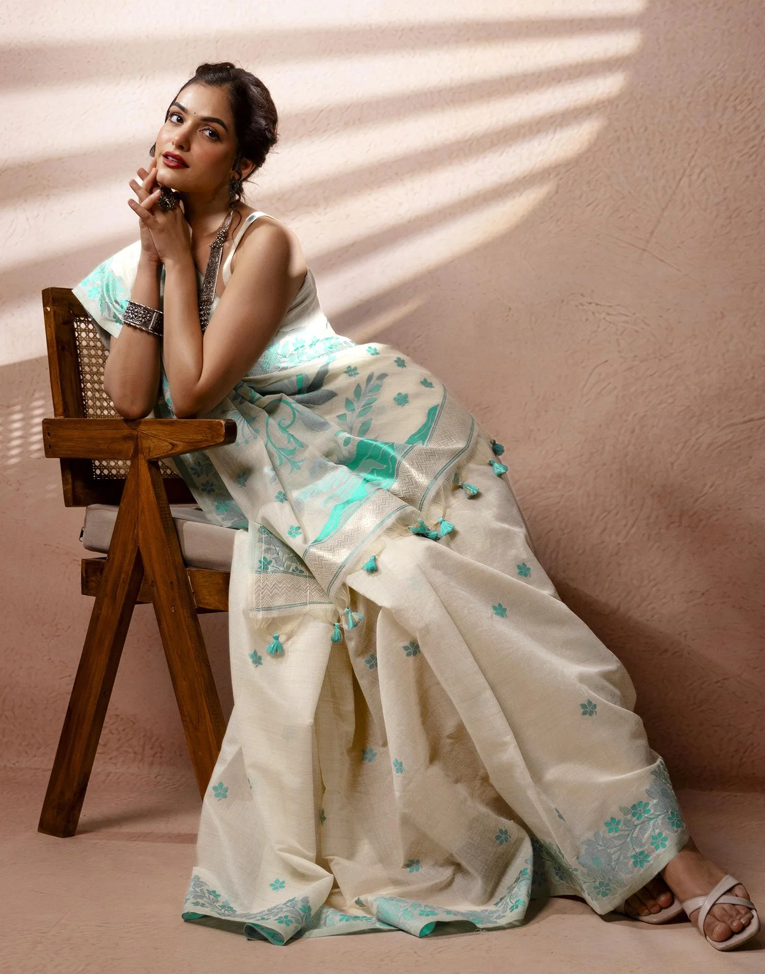 Beige Chanderi Cotton Woven Saree - Image 12