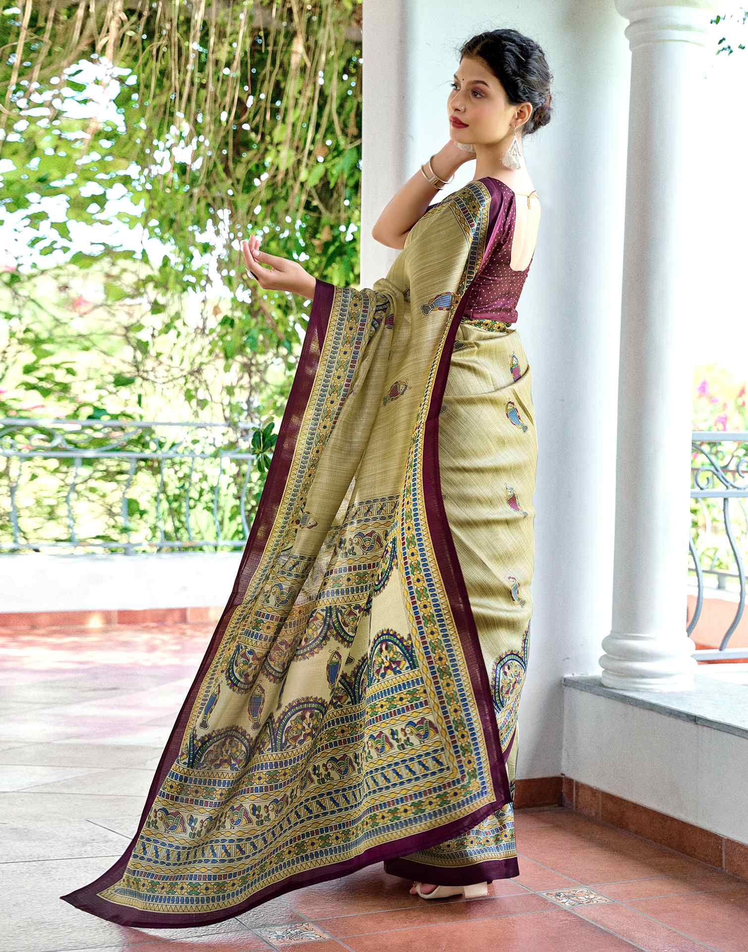 Beige Cotton Blend Madhubani Printed Saree - Image 4