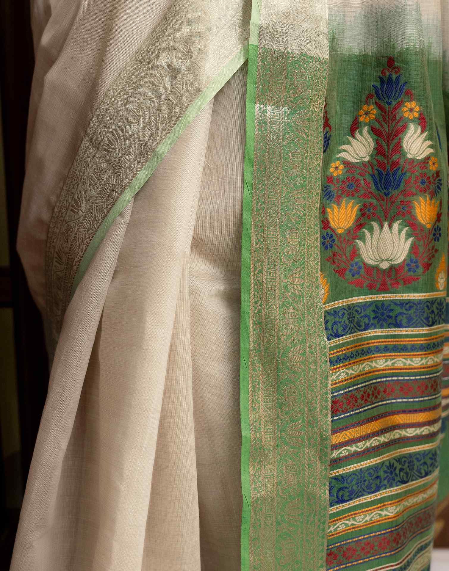 Beige Cotton Linen Woven Printed Saree - Image 10