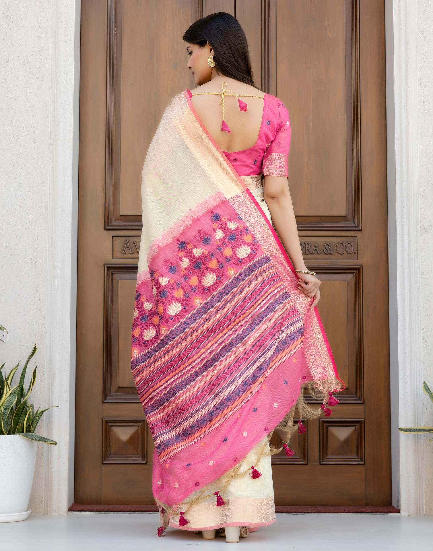 Beige Cotton Linen Woven Printed Saree - Image 6