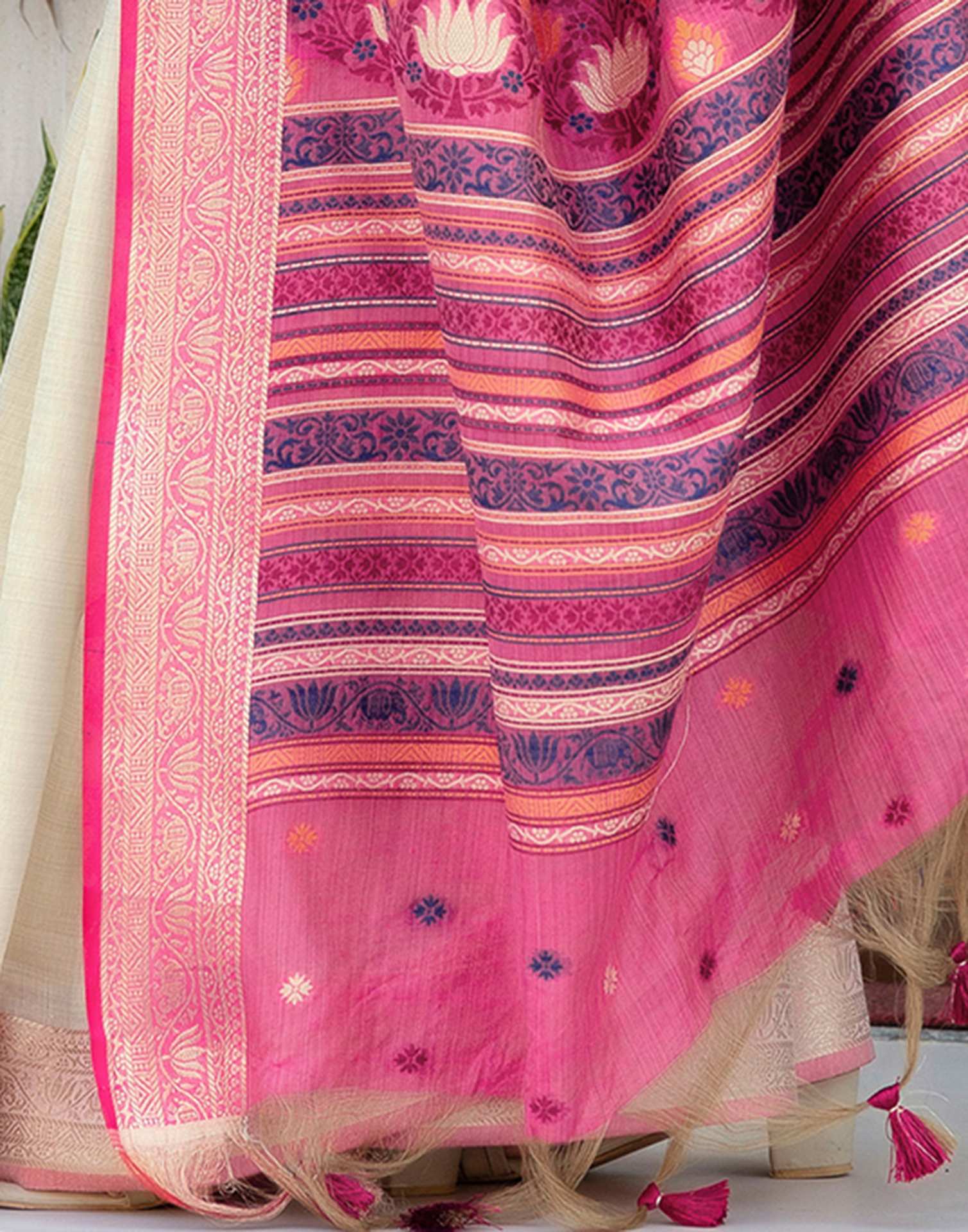 Beige Cotton Linen Woven Printed Saree - Image 9