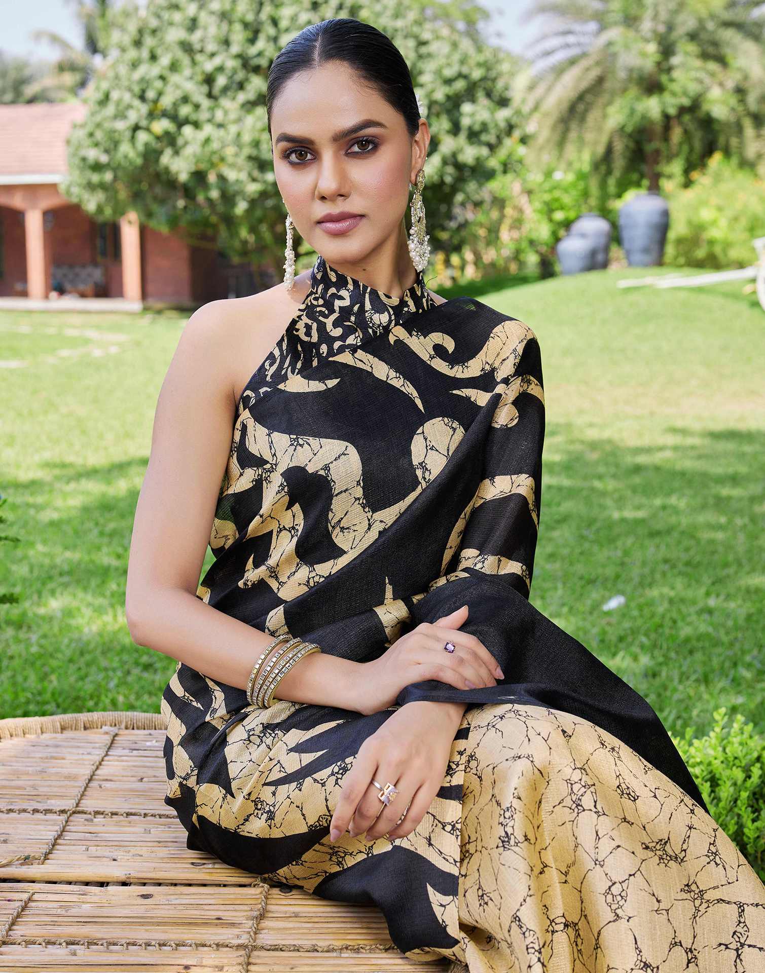 Beige Cotton Printed Saree - Image 2