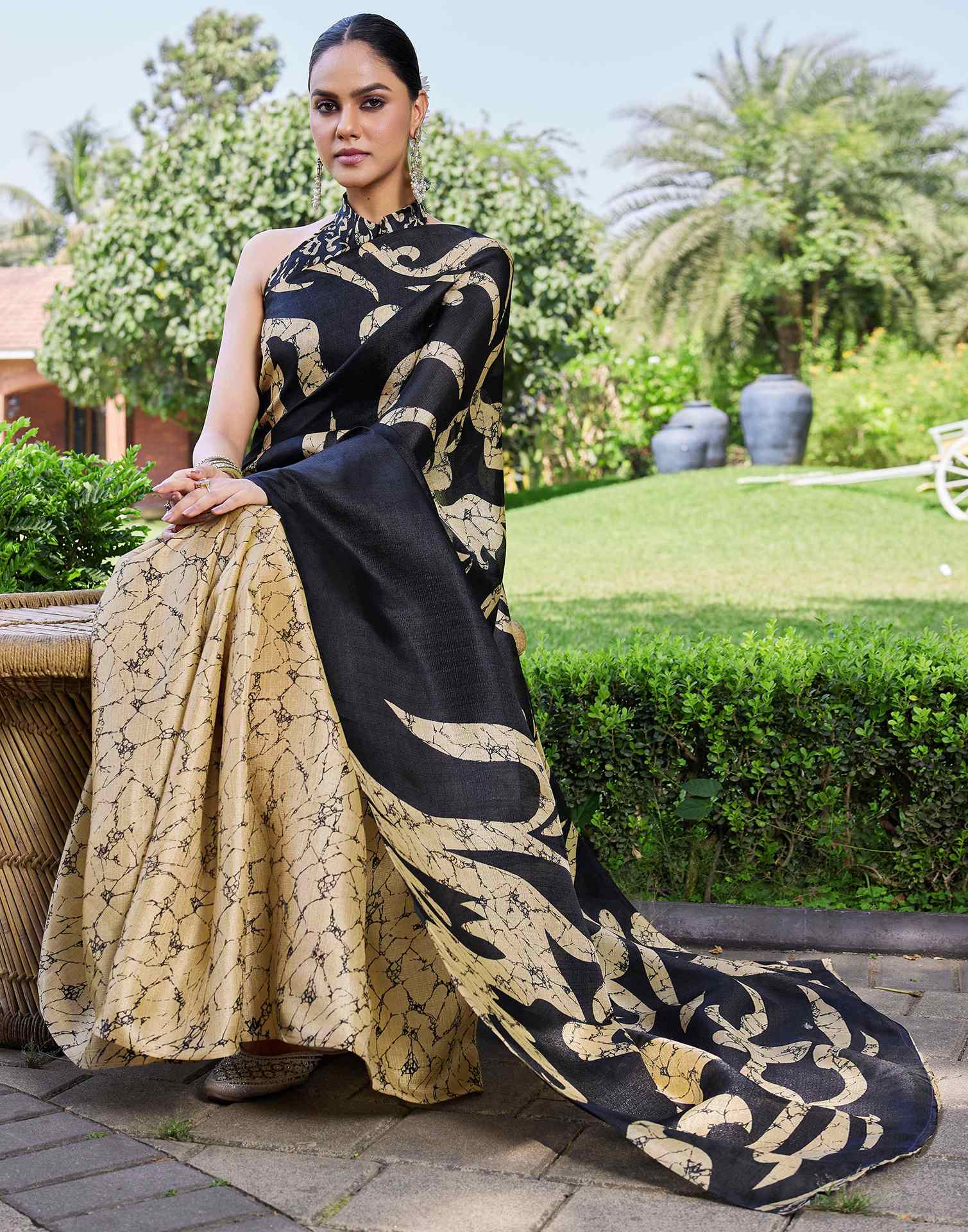 Beige Cotton Printed Saree - Image 7