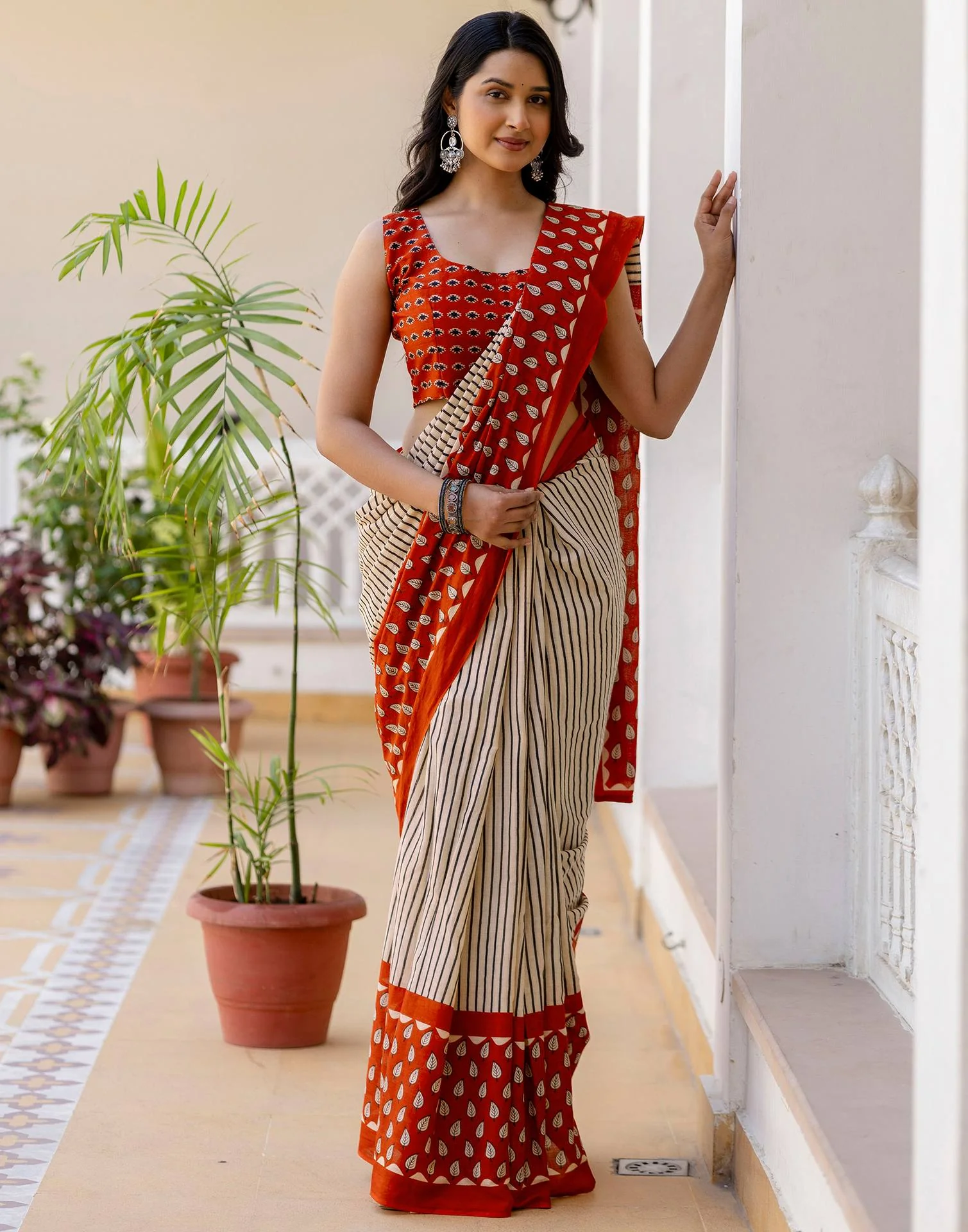 Beige Cotton Printed Saree - Image 10