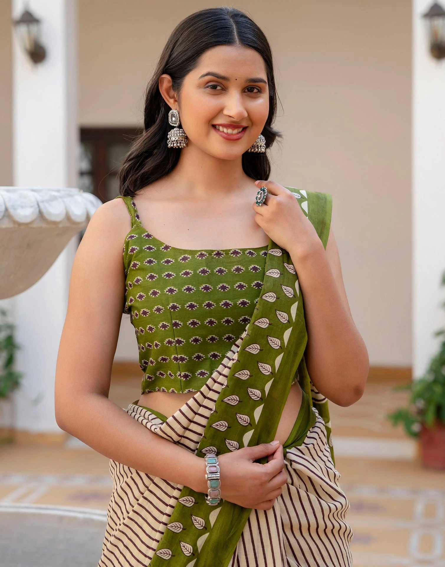 Beige Cotton Printed Saree - Image 9