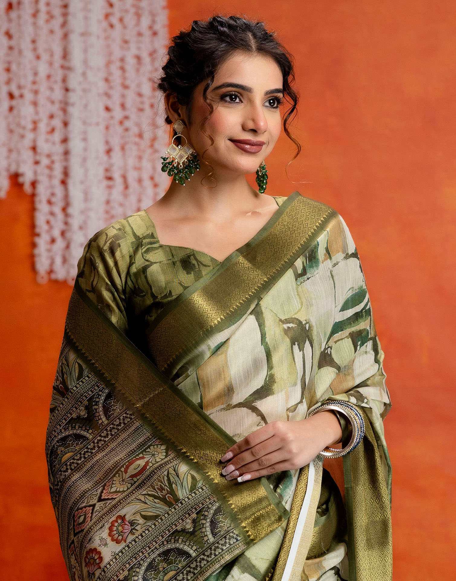Beige Cotton Printed Woven Saree - Image 2