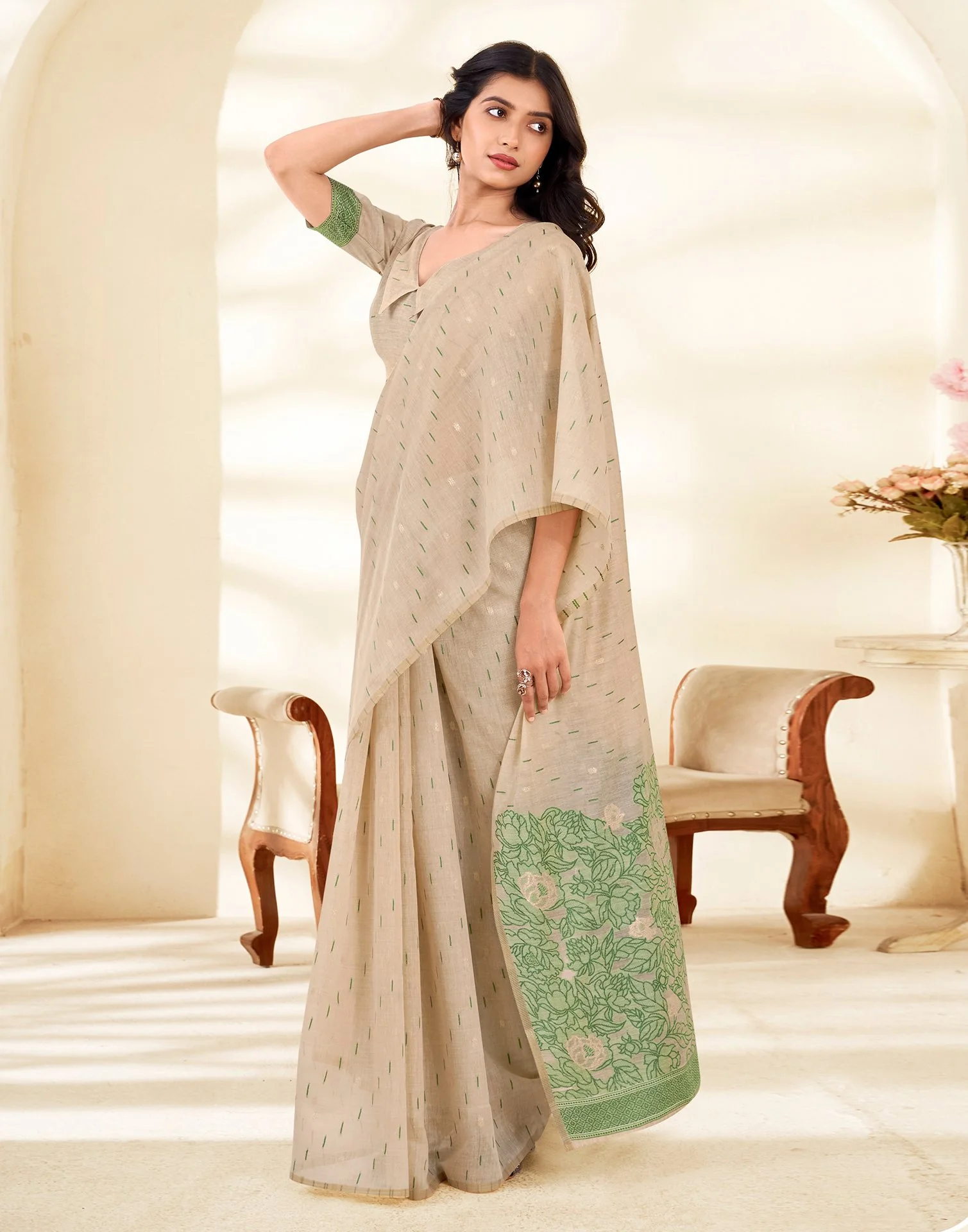Beige Cotton Woven Printed Saree - Image 4