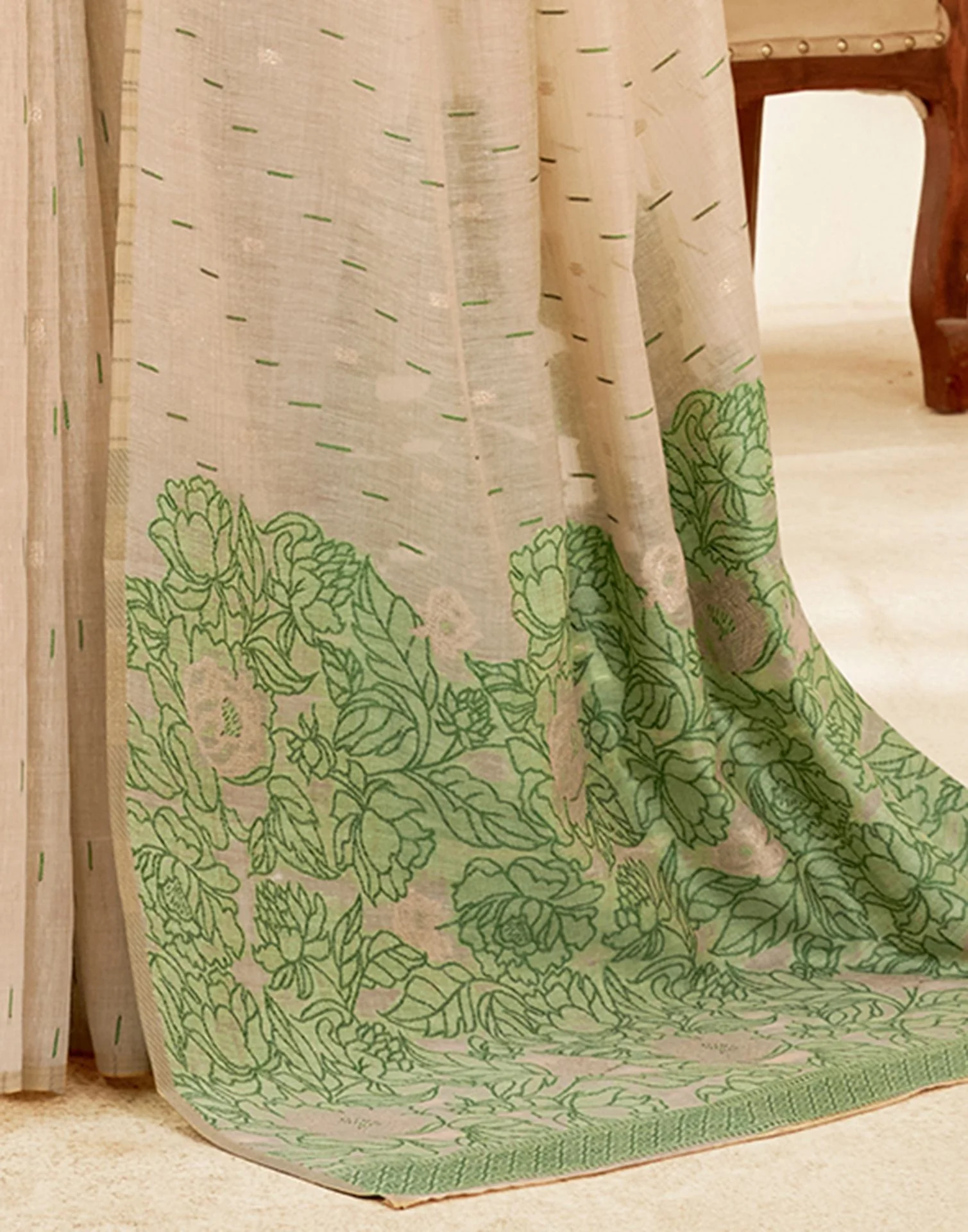 Beige Cotton Woven Printed Saree - Image 6