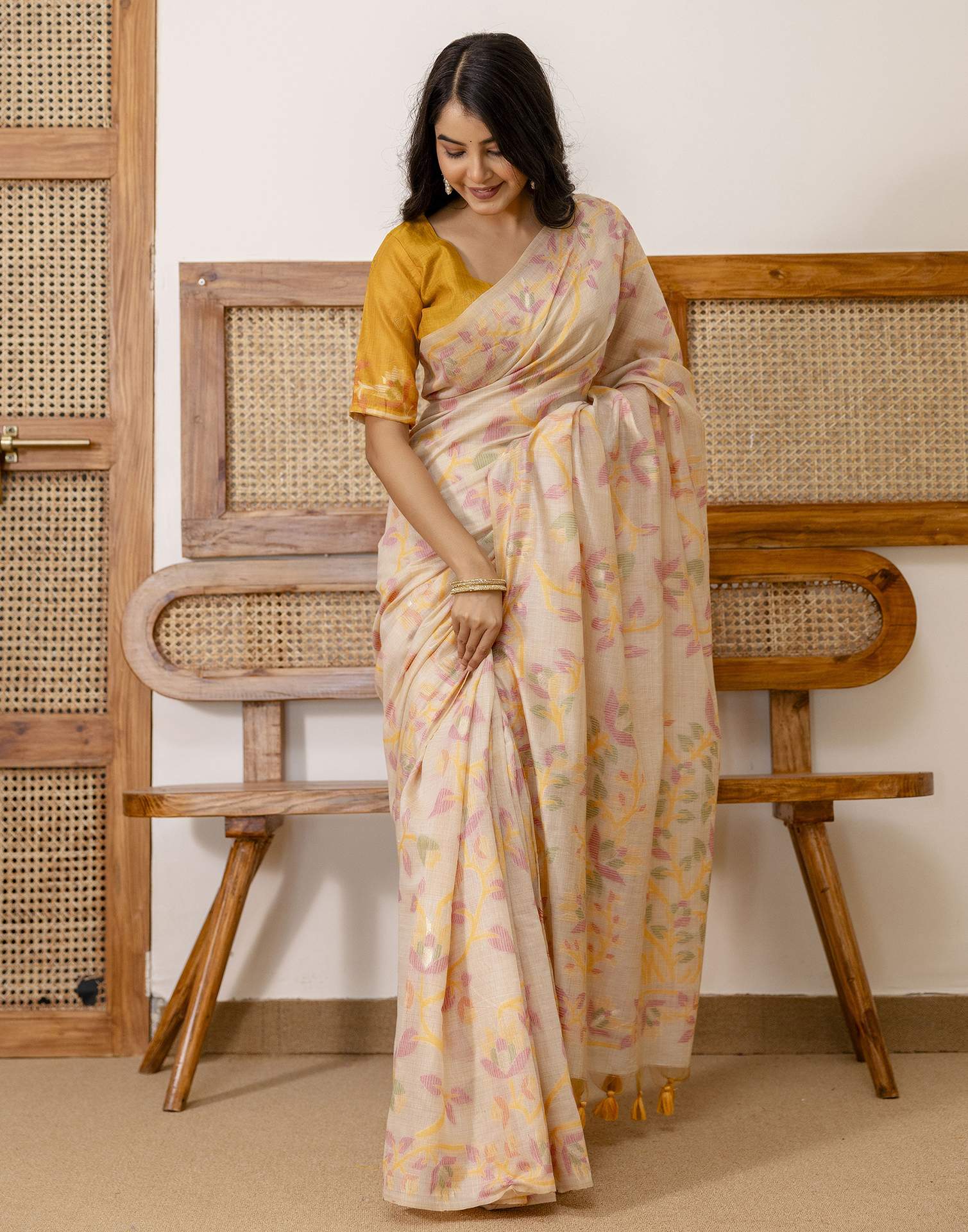Beige Cotton Woven Saree - Image 6