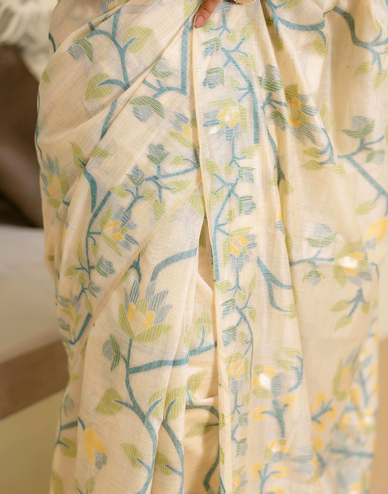 Beige Cotton Woven Saree - Image 12