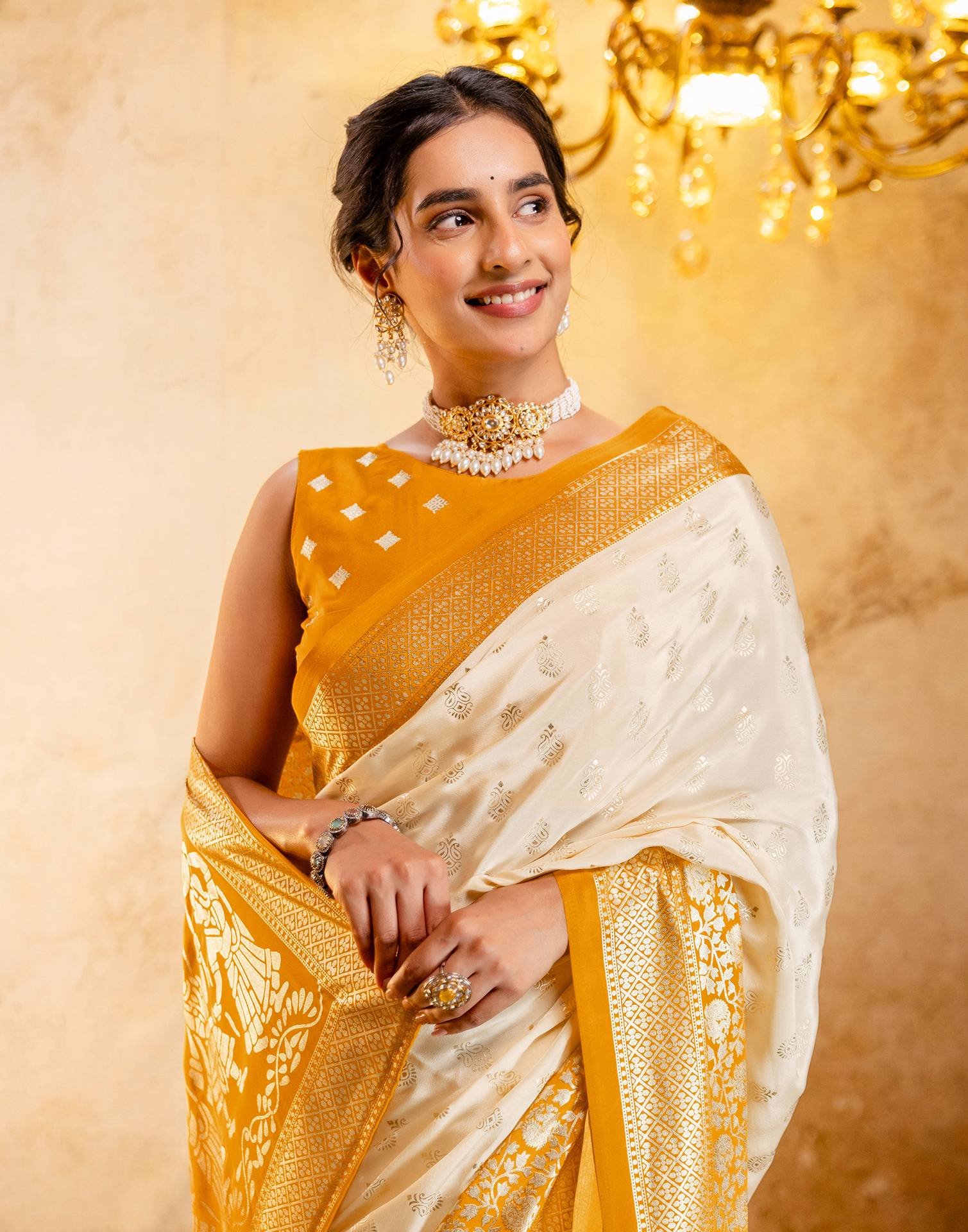 Beige Crepe Silk Foil Printed Saree - Image 10