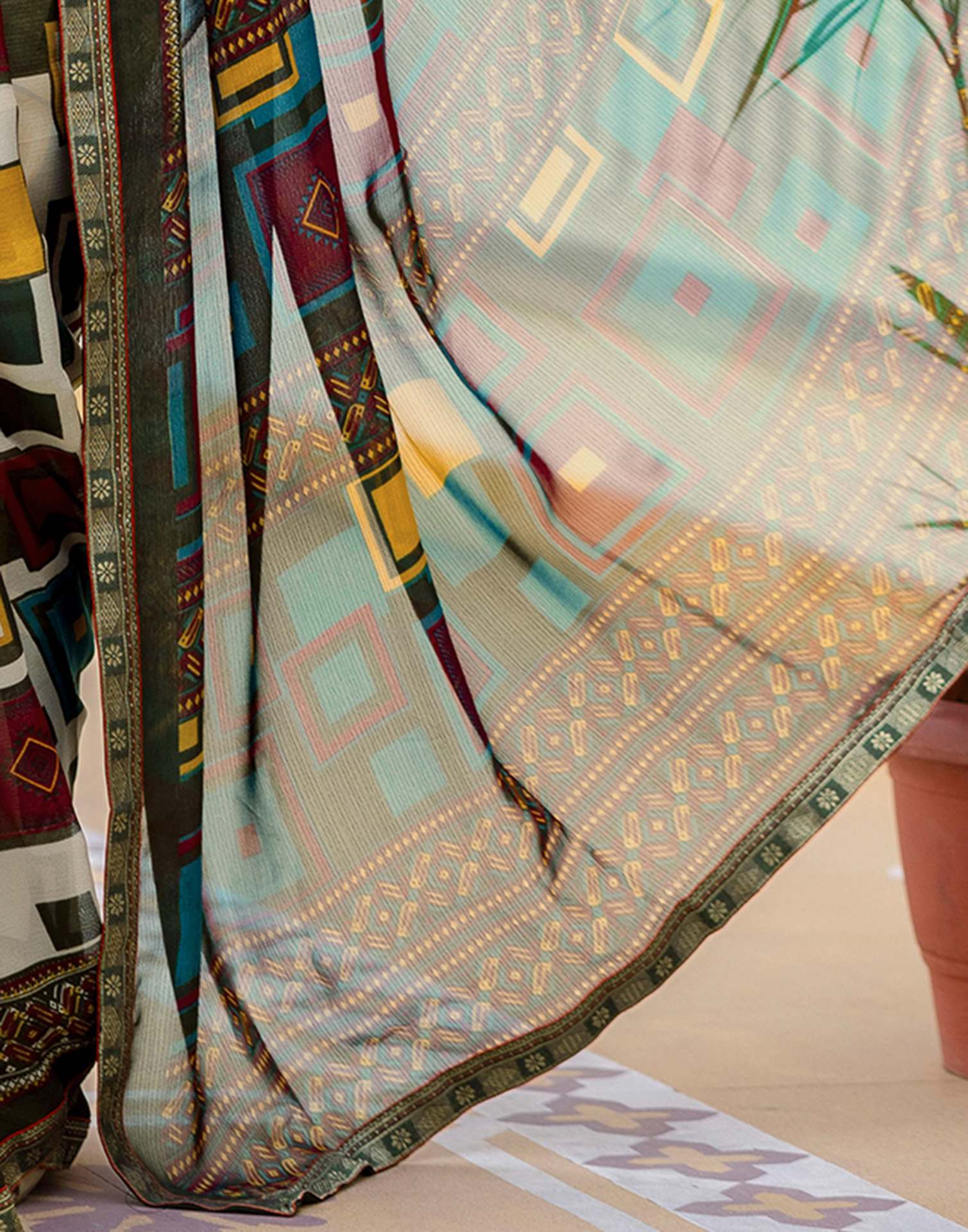 Beige Georgette Printed Lace Saree - Image 11