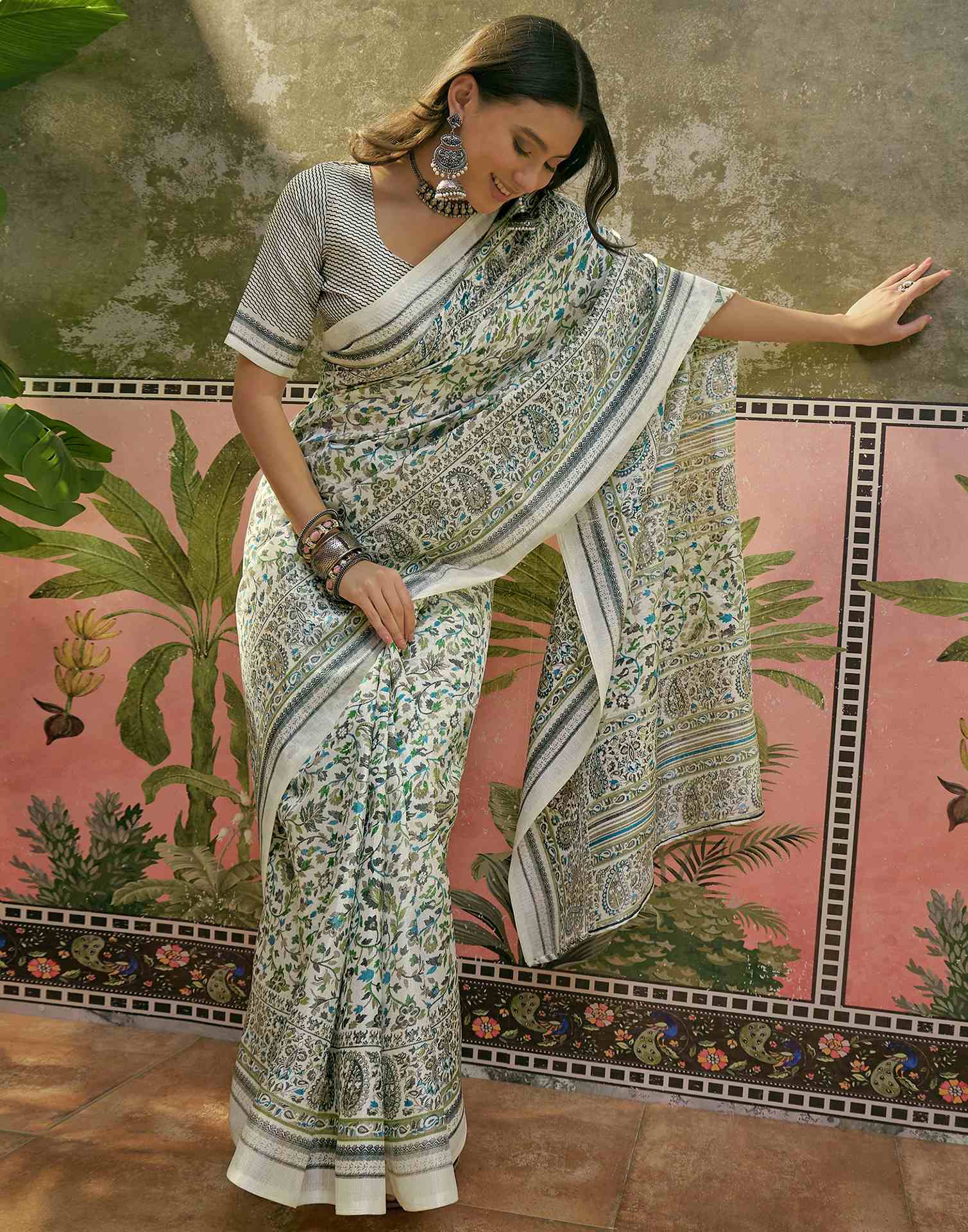 Beige Khadi Printed Saree - Image 5