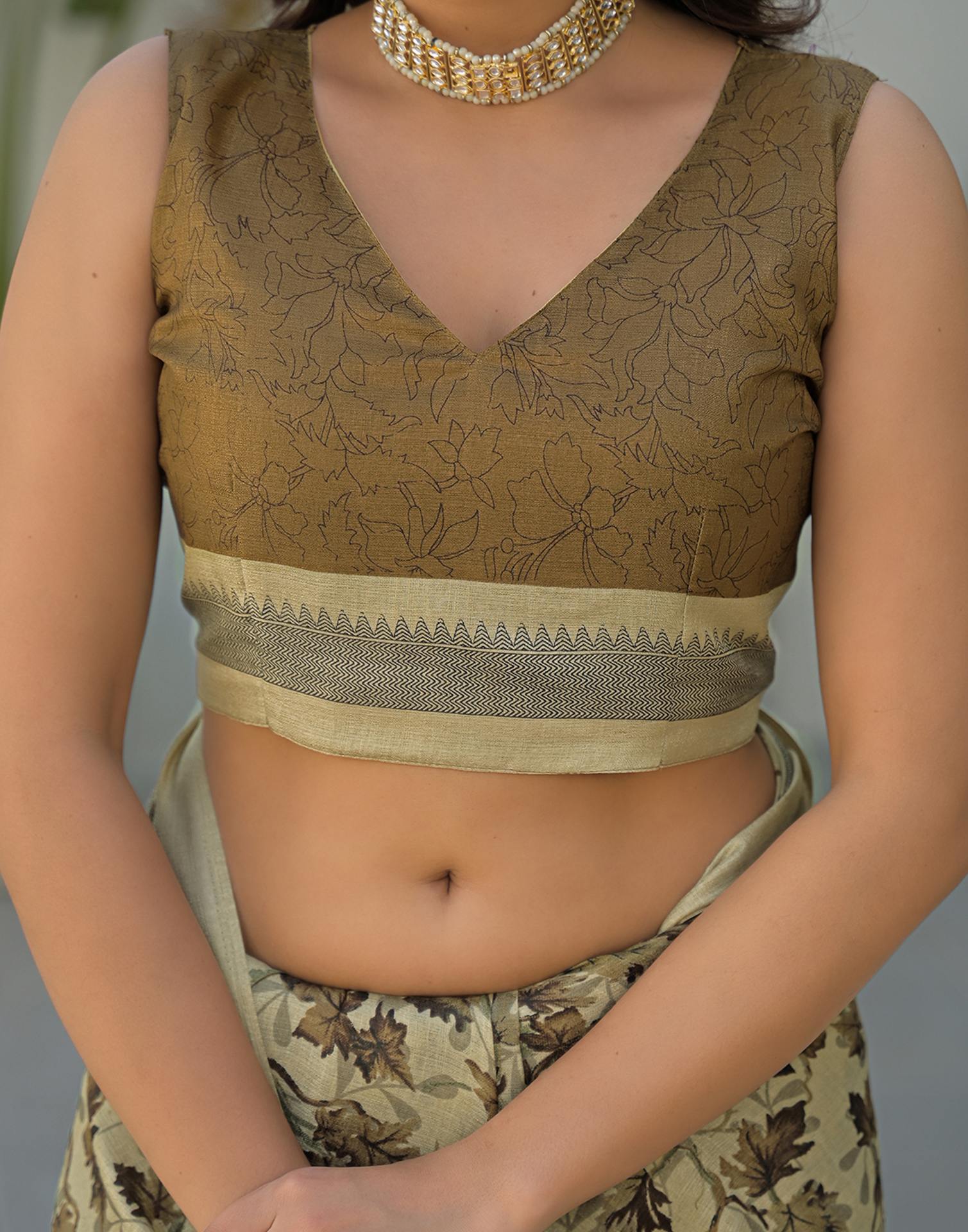 Beige Khadi Printed Saree - Image 9