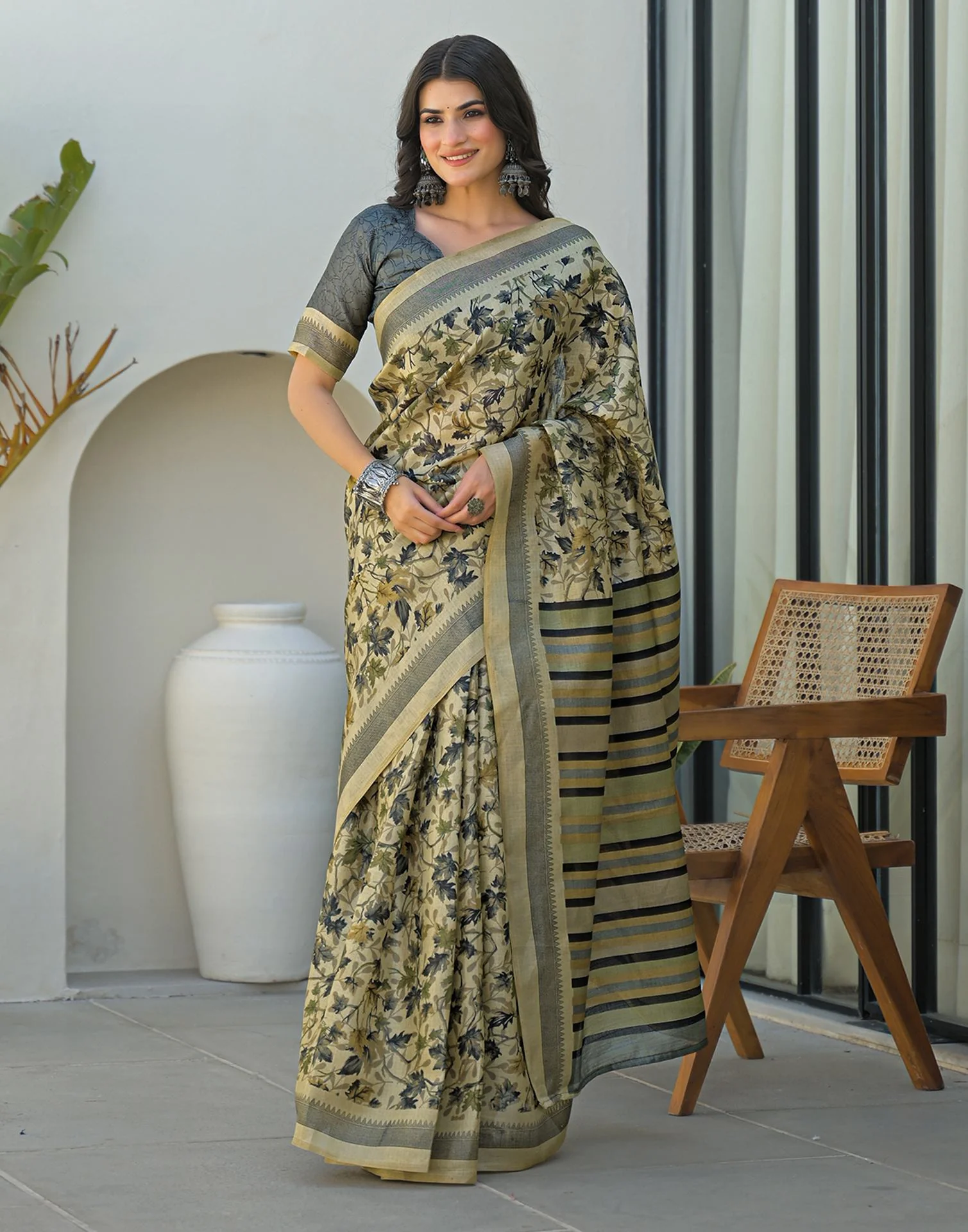 Beige Khadi Printed Saree - Image 2