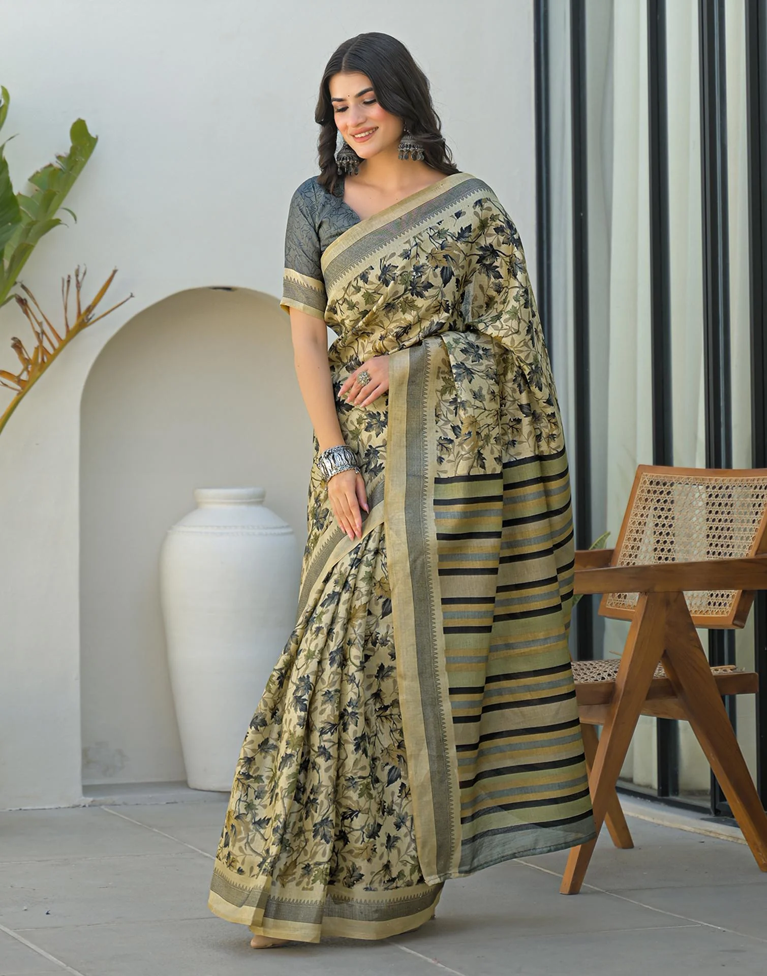 Beige Khadi Printed Saree - Image 5