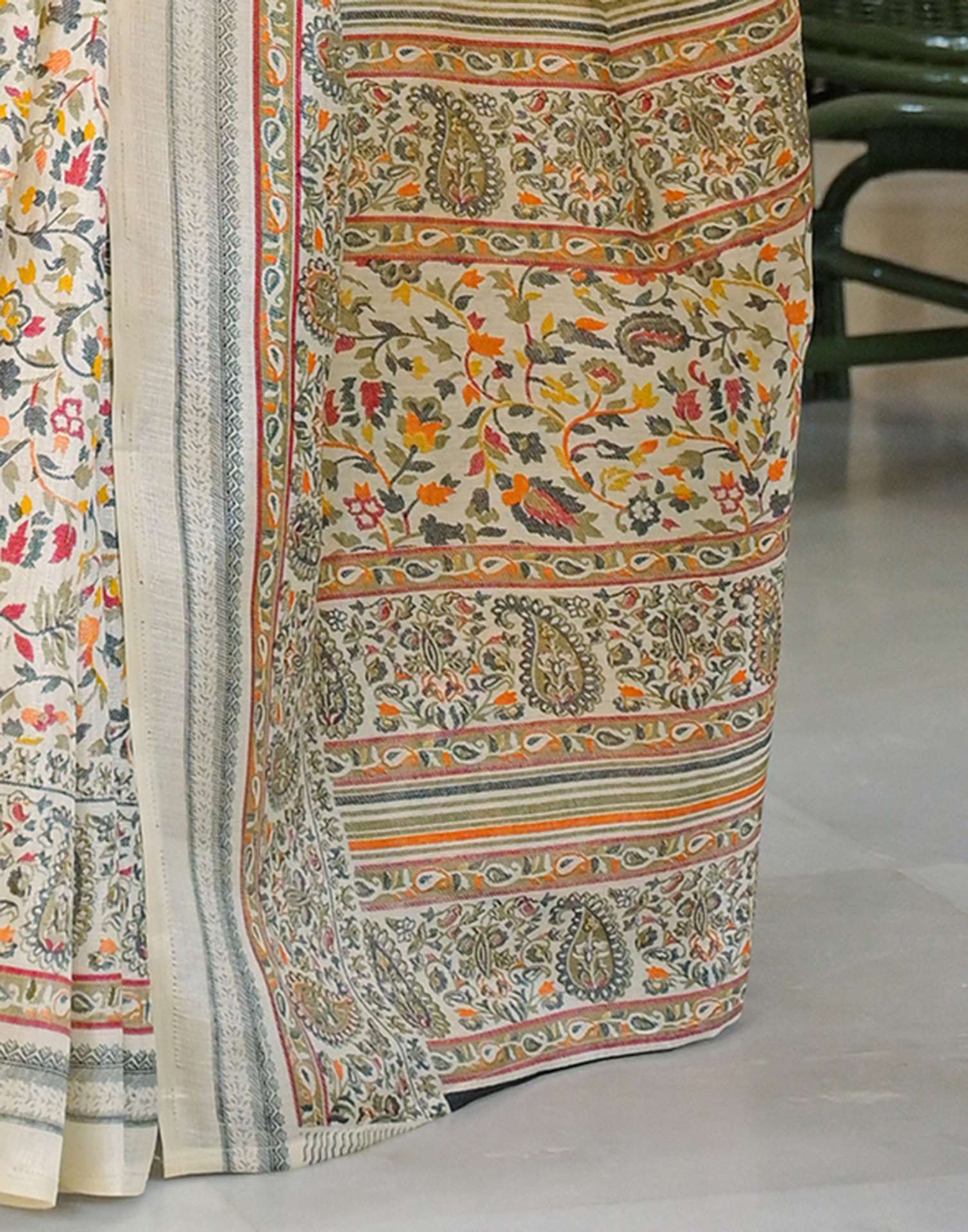 Beige Khadi Printed Saree - Image 9