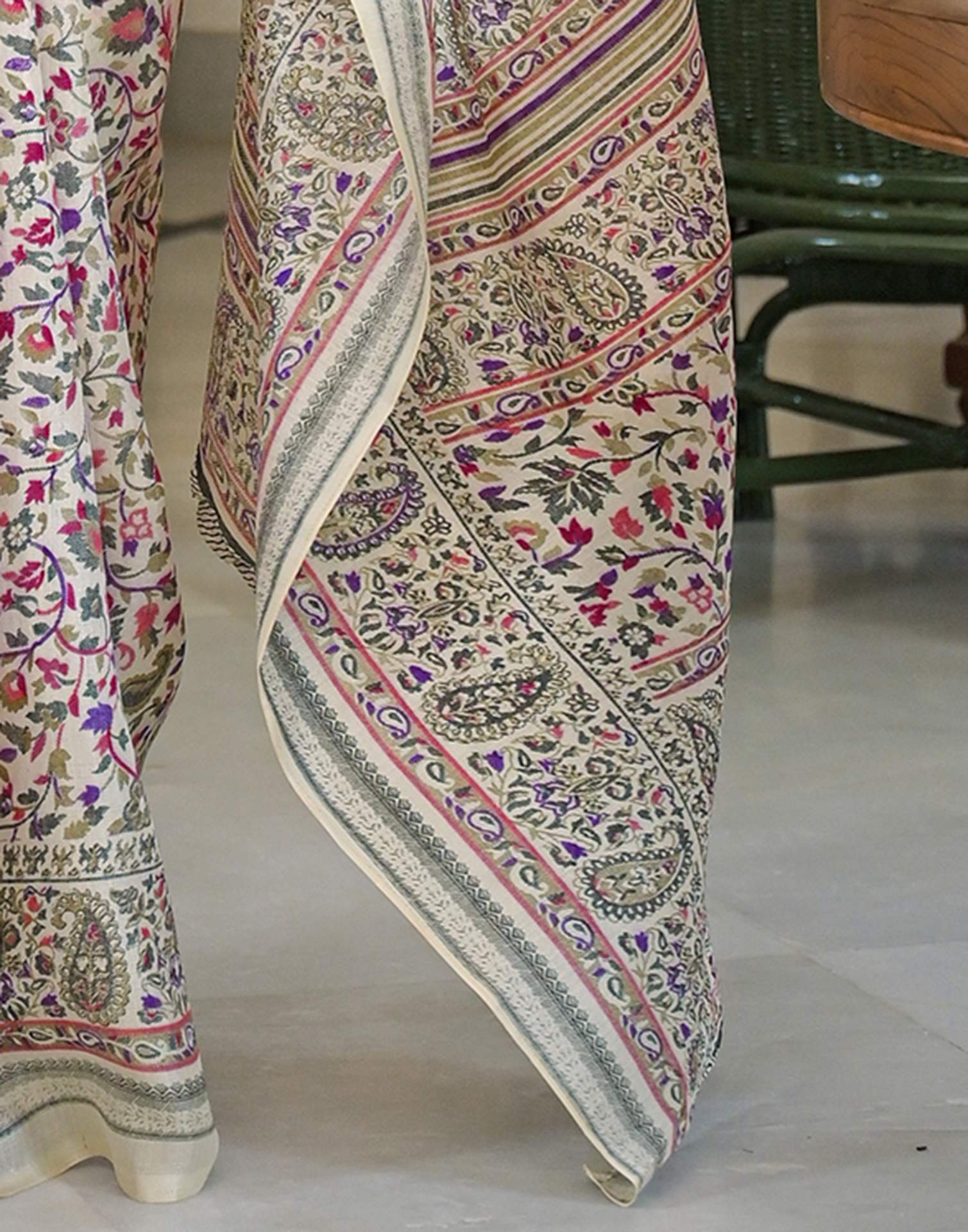 Beige Khadi Printed Saree - Image 9