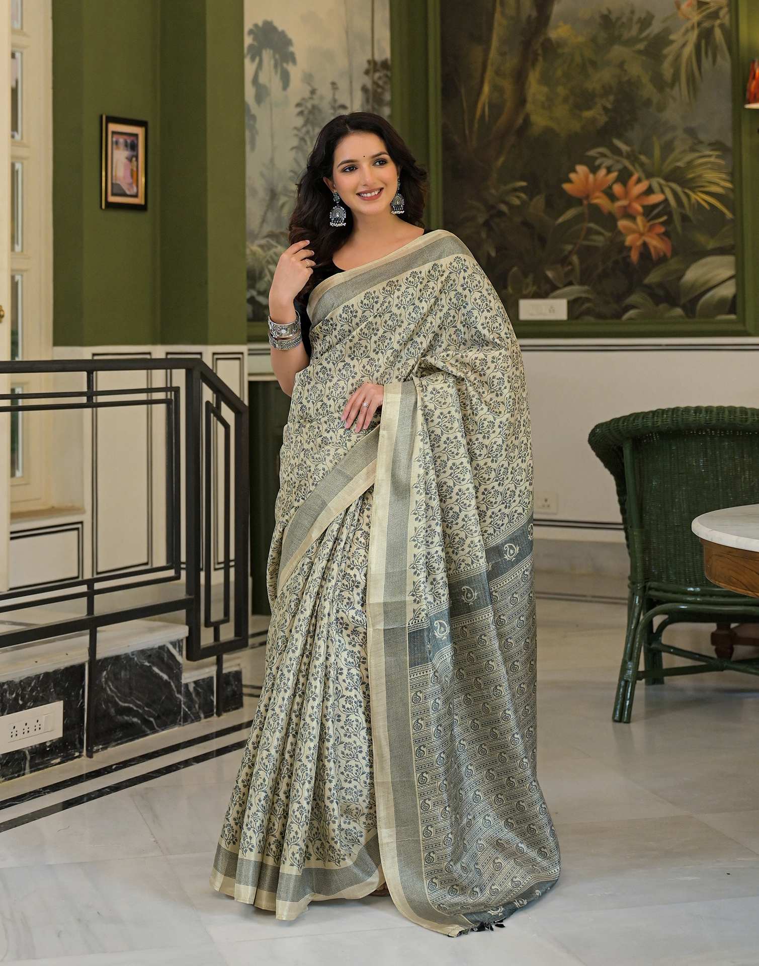 Beige Khadi Printed Saree - Image 2