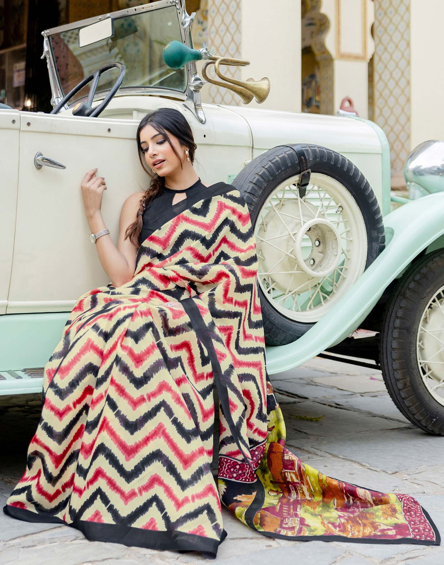 Beige Khadi Printed Saree - Image 9