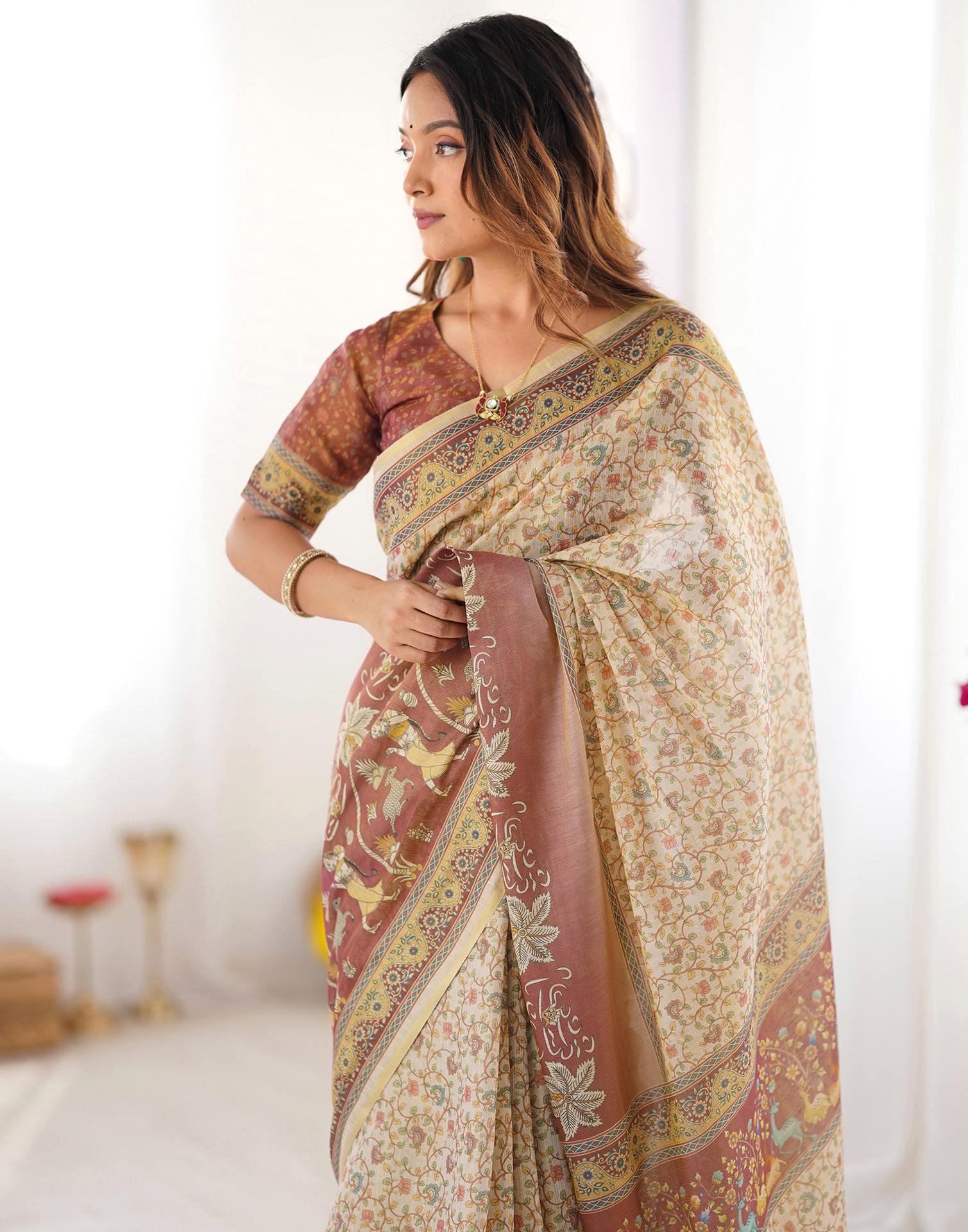 Beige Linen Floral Printed Saree - Image 4