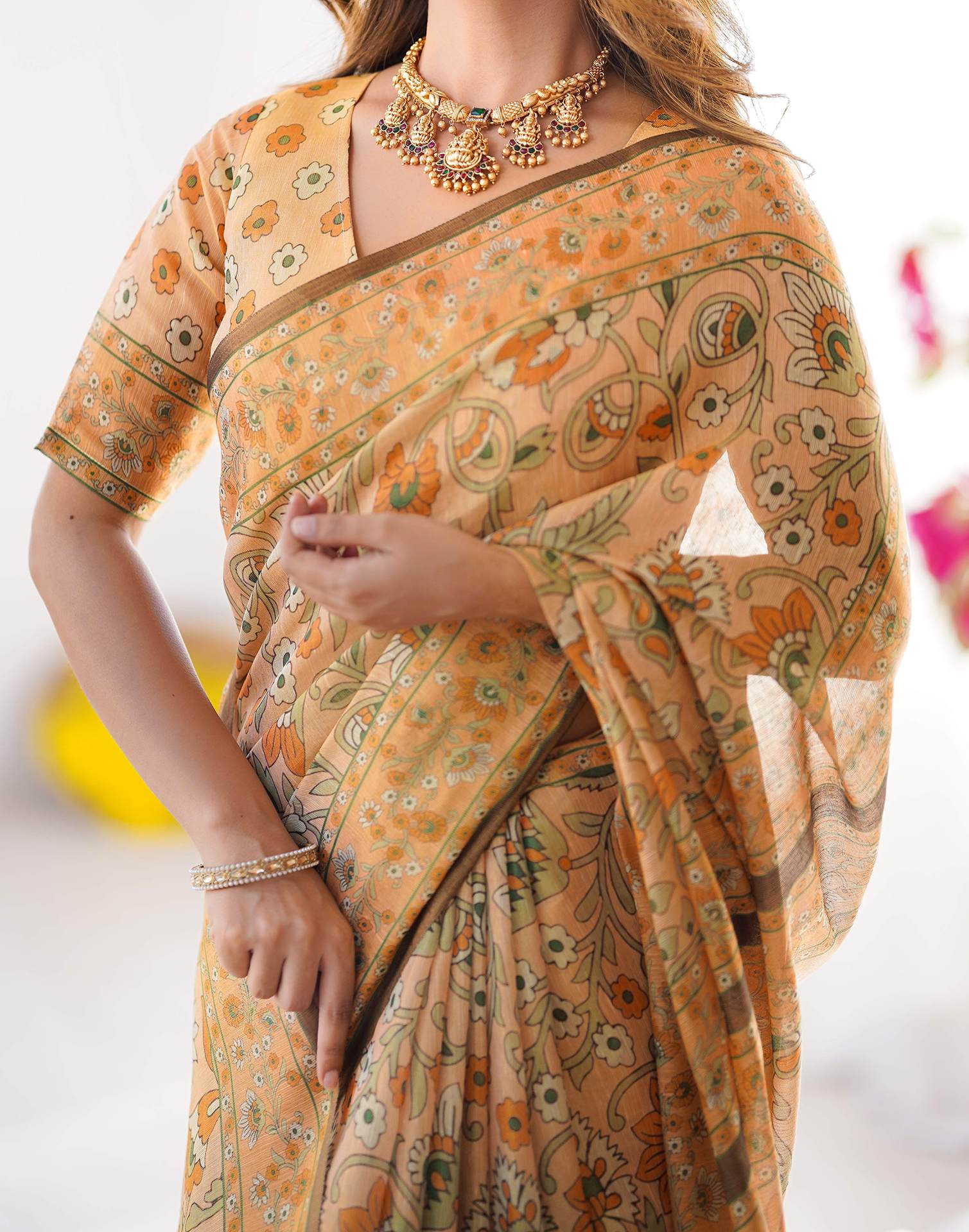 Beige Linen Kalamkari Saree - Image 2