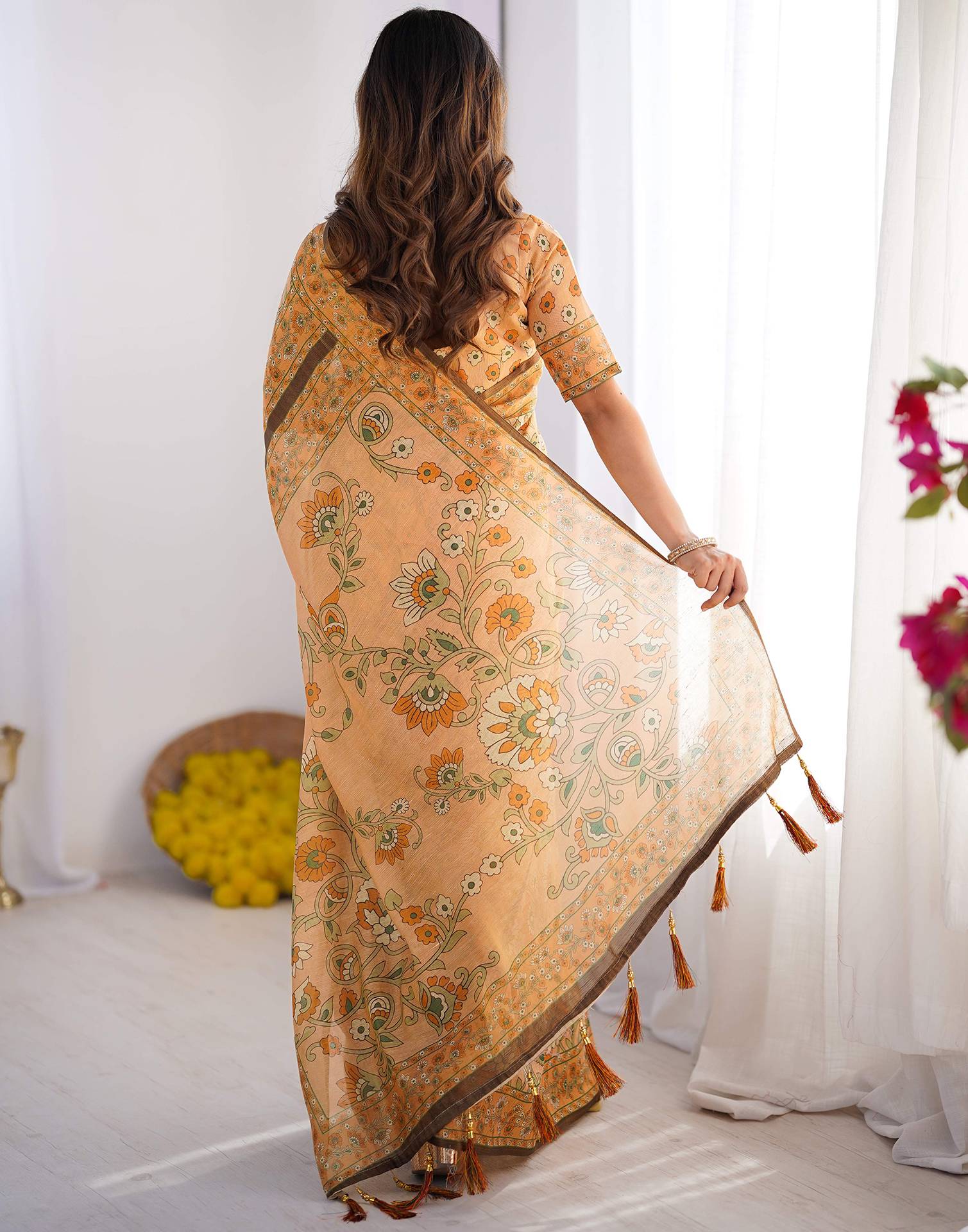 Beige Linen Kalamkari Saree - Image 5