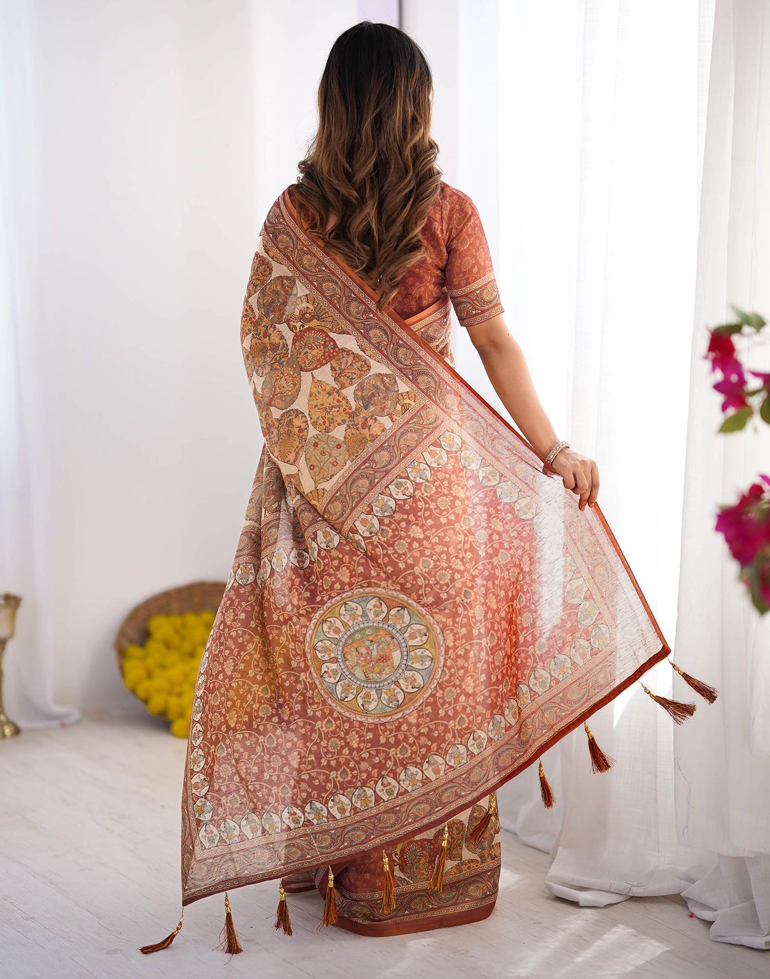 Beige Linen Printed Saree - Image 5