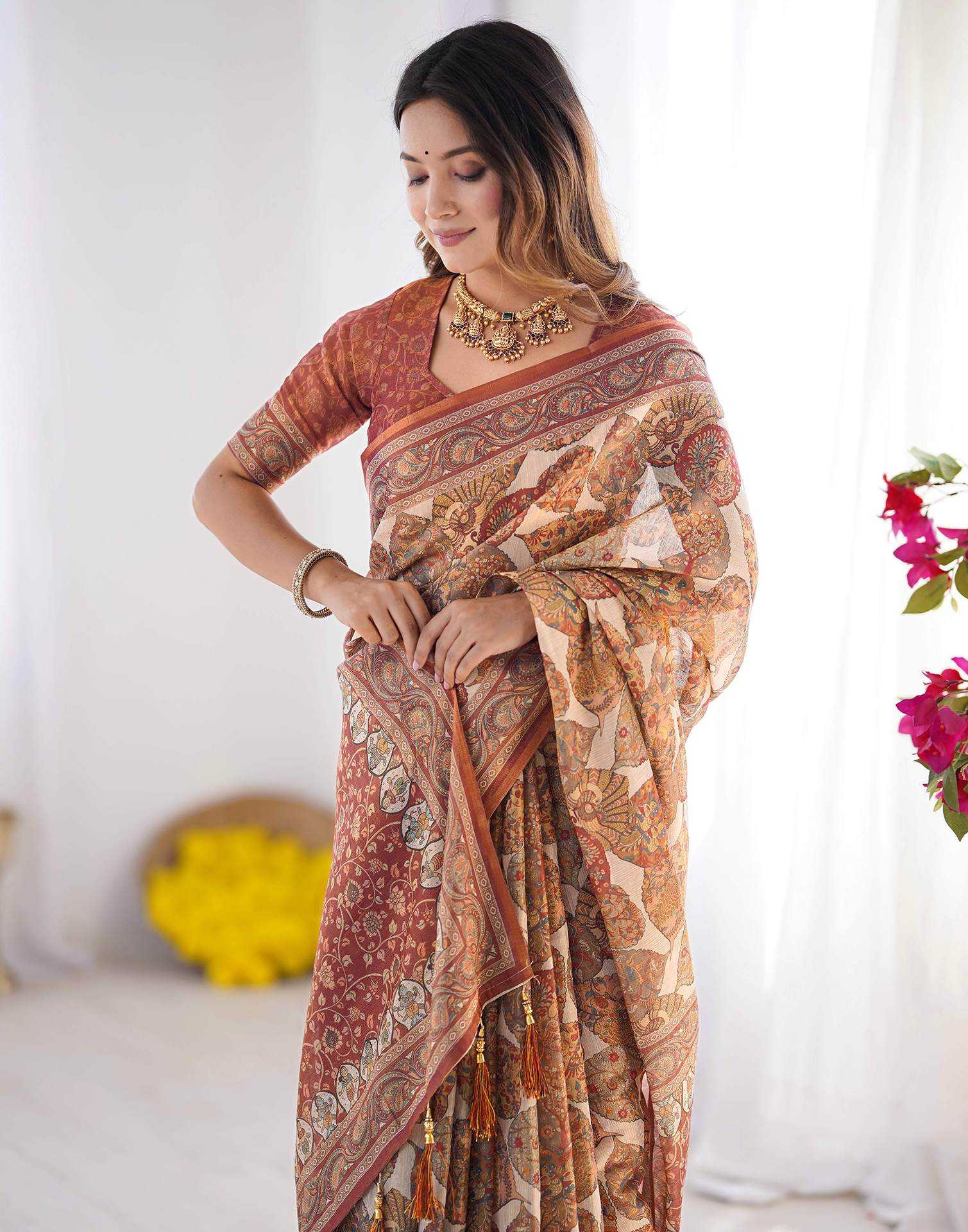 Beige Linen Printed Saree - Image 6