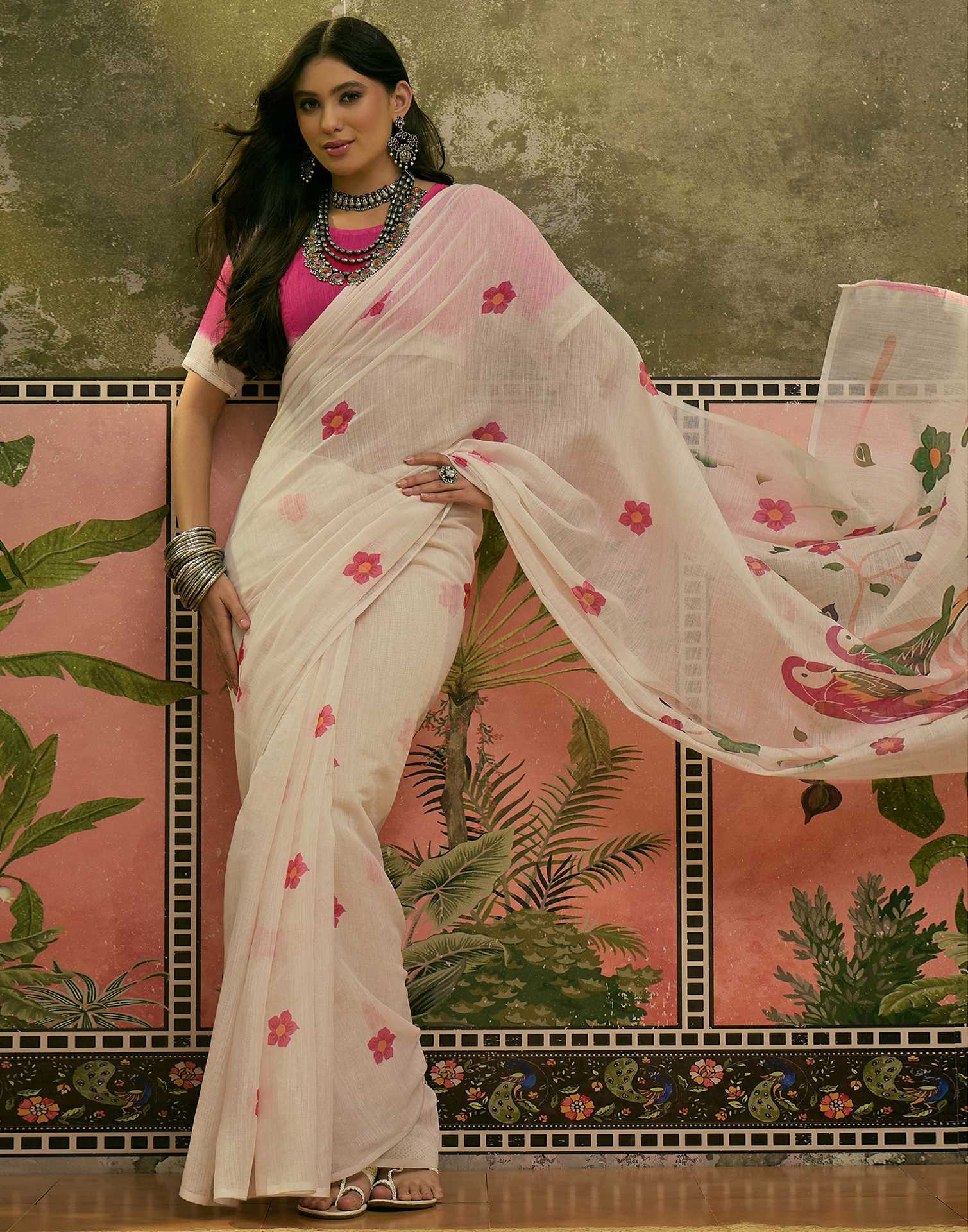 Beige Linen Printed Saree - Image 5