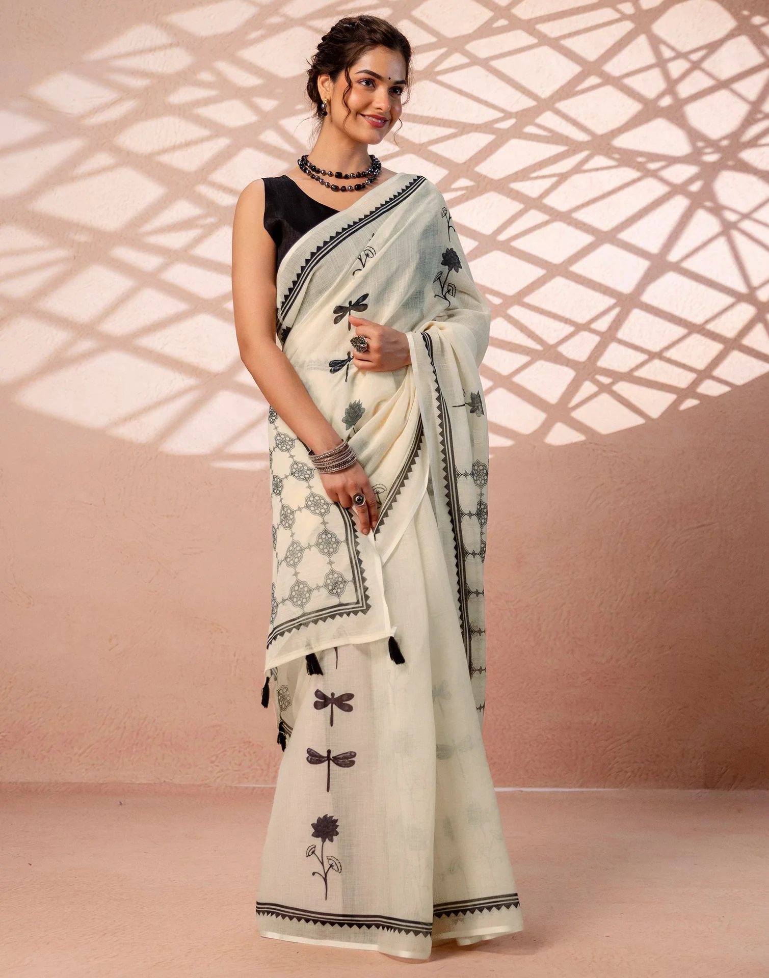 Beige Linen Printed Saree - Image 6