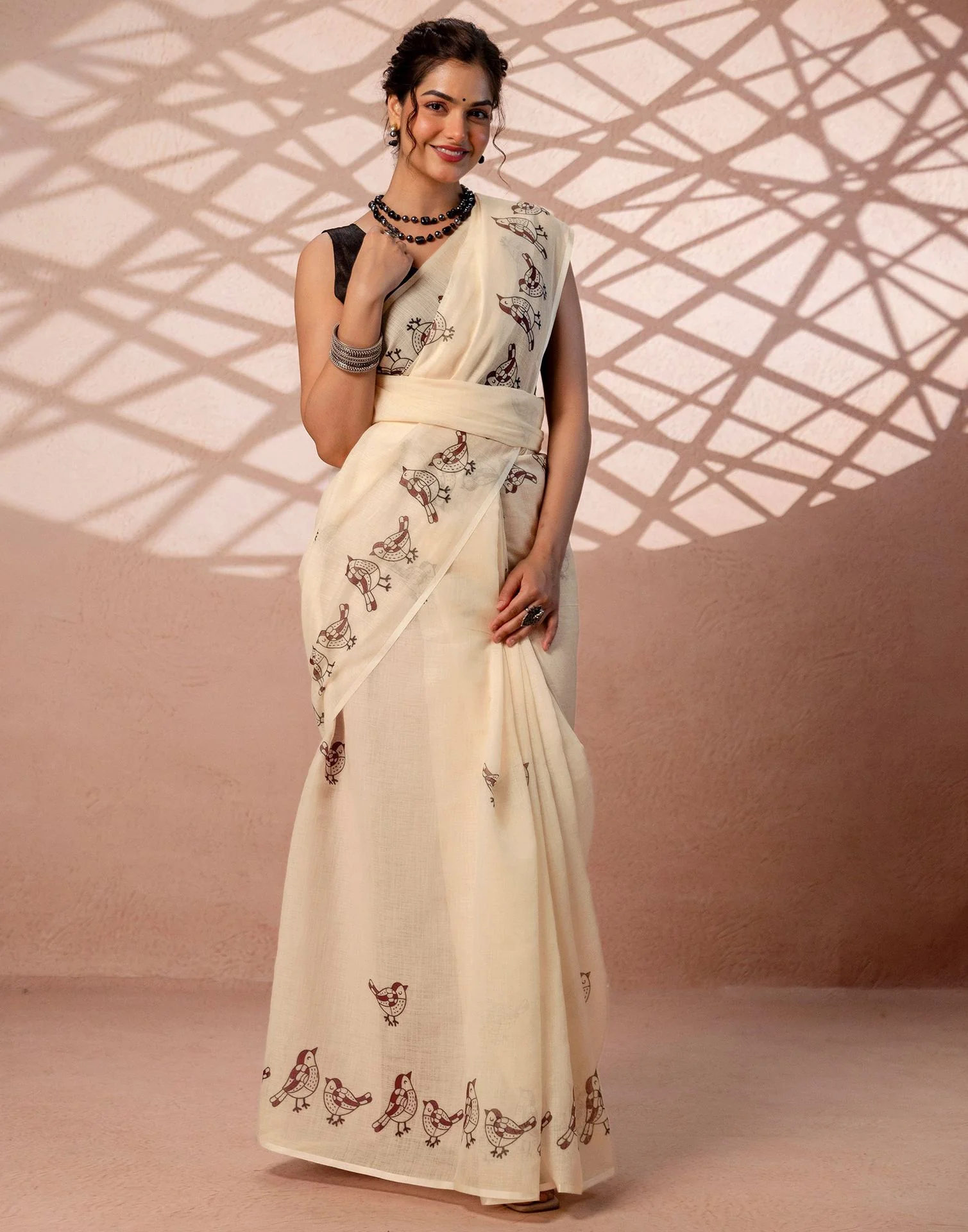 Beige Linen Printed Saree - Image 8