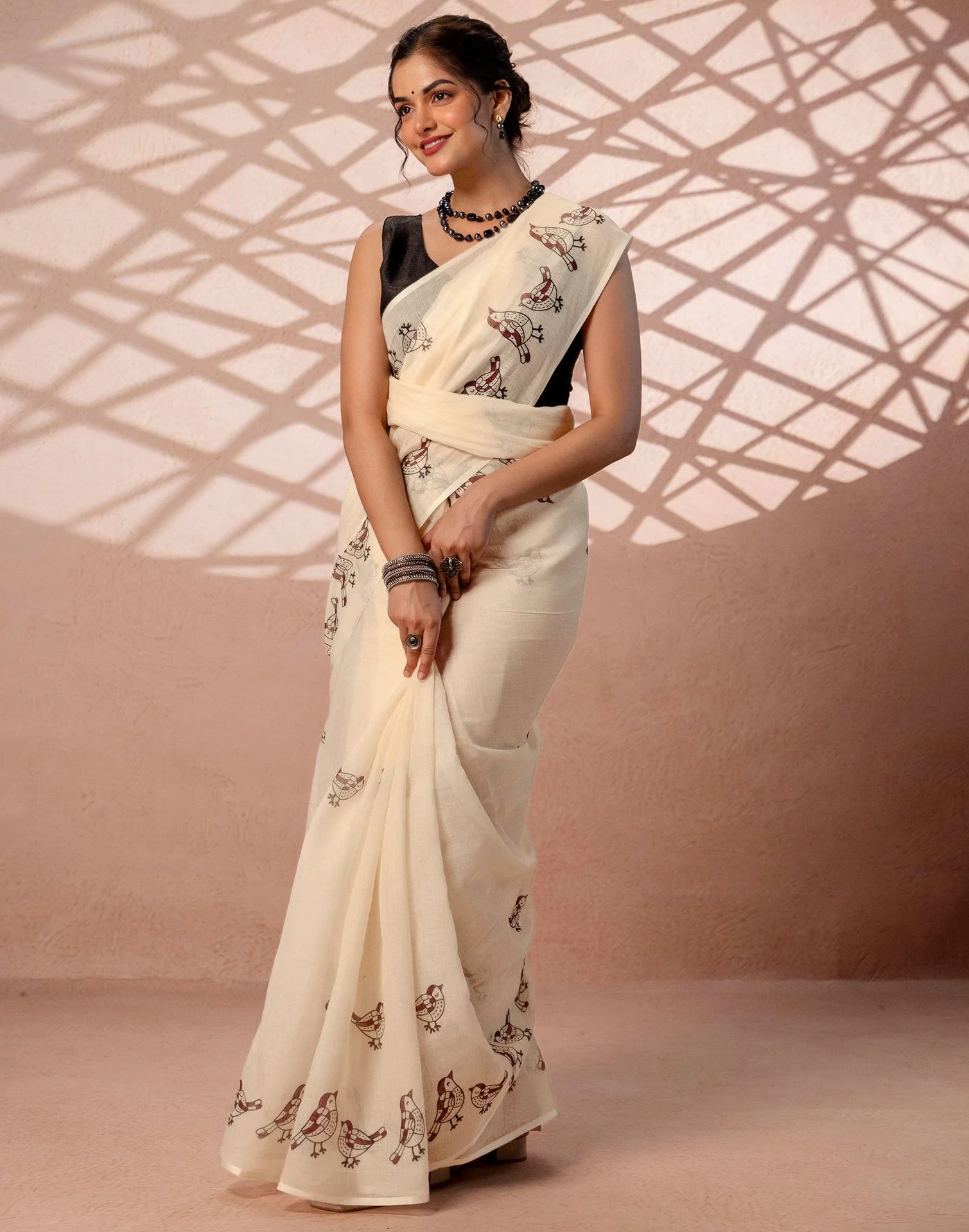 Beige Linen Printed Saree - Image 9