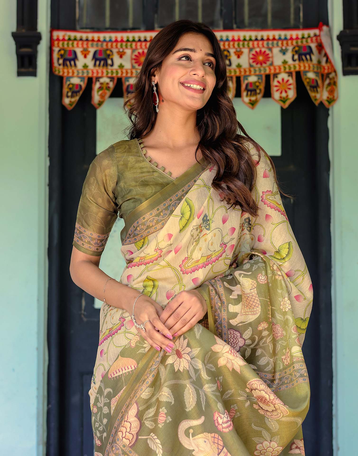 Beige Shimmer Silk Printed Kalamkari Saree - Image 5