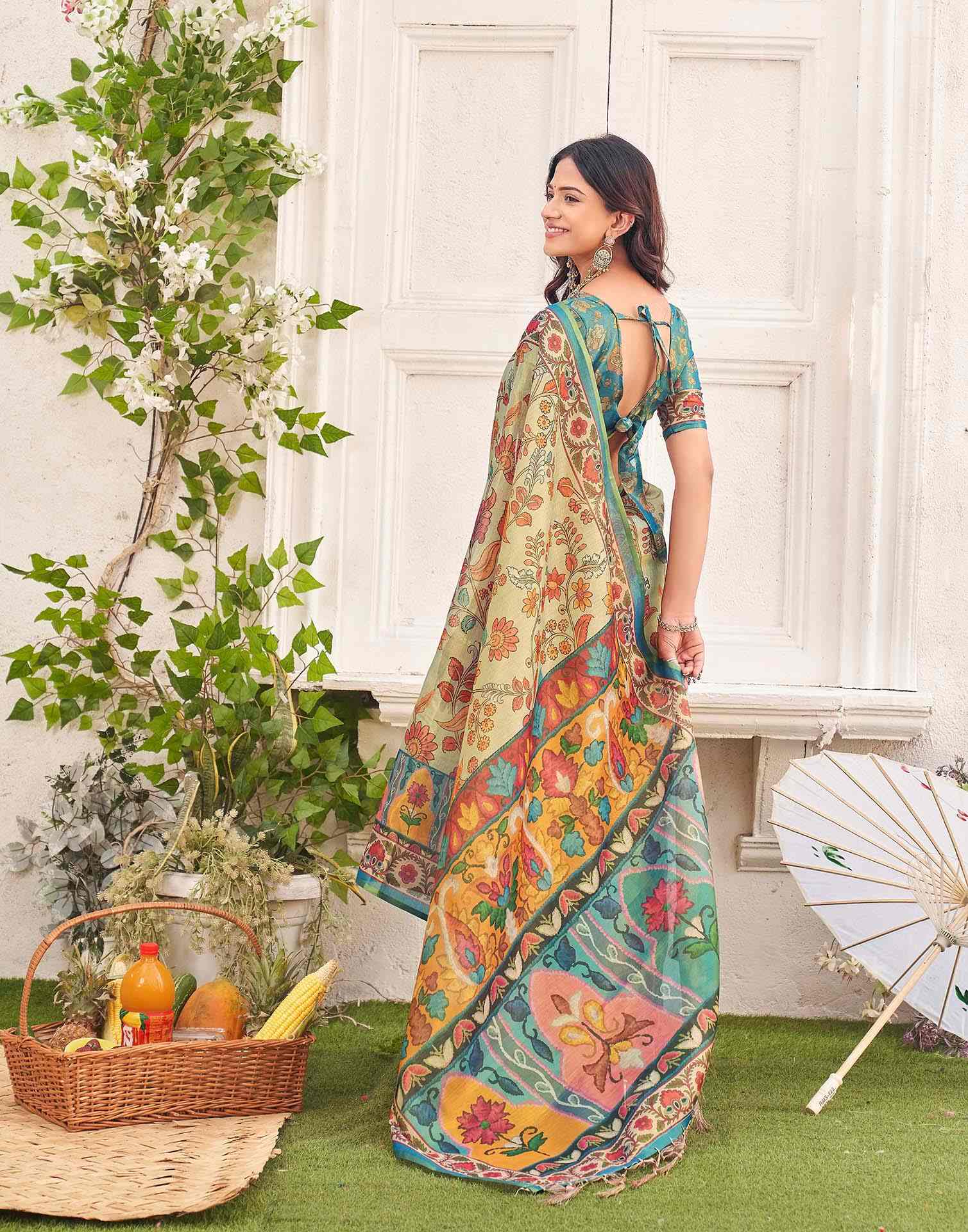 Beige Shimmer Silk Printed Kalamkari SareeĀ - Image 8