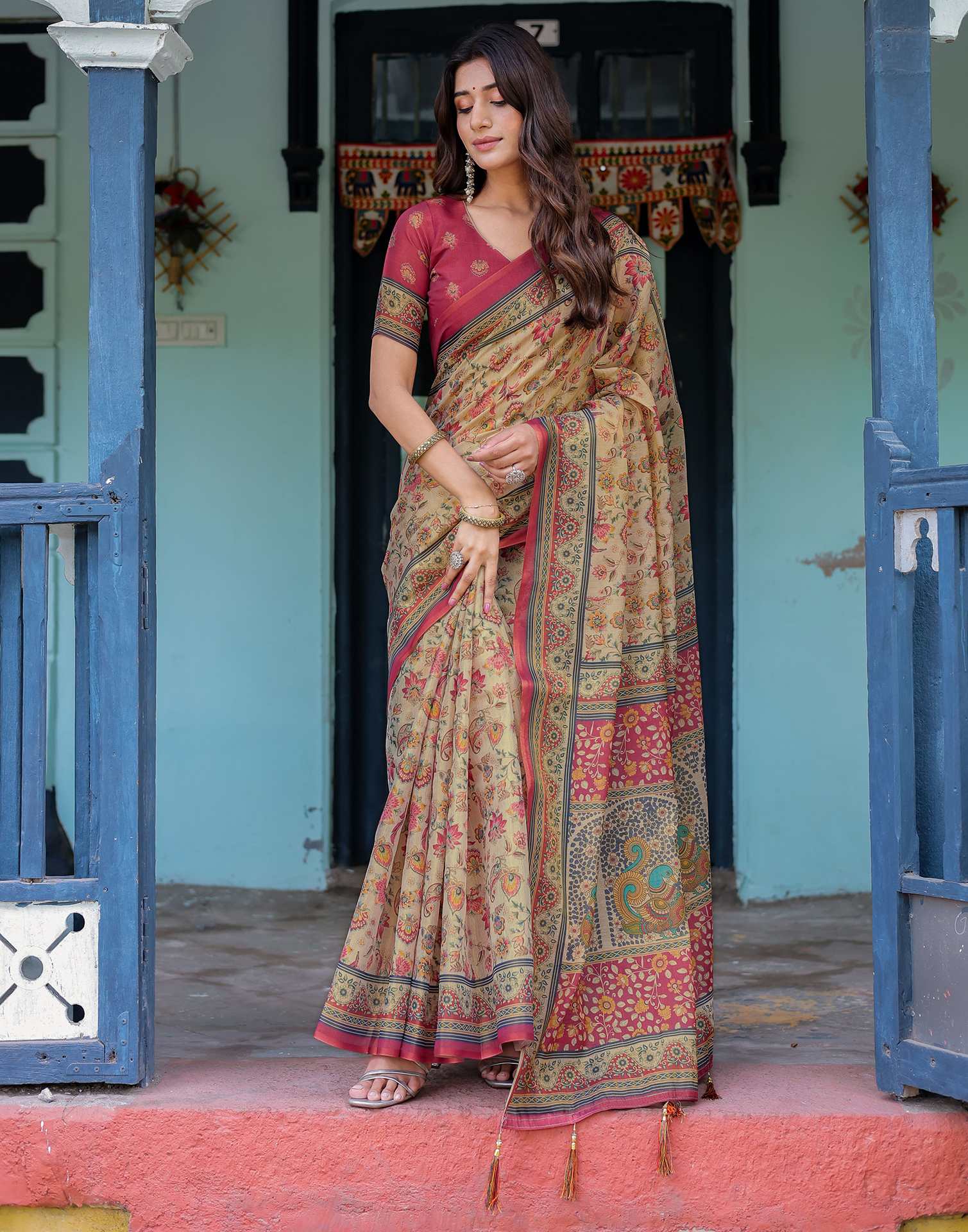 Beige Shimmer Silk Printed Saree - Image 10
