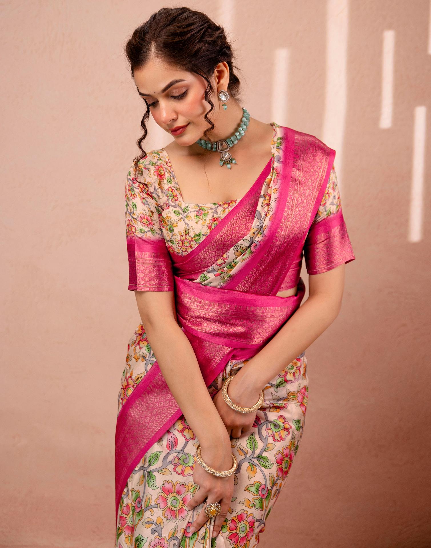 Beige Silk Kalamkari Printed Woven Border Saree - Image 10