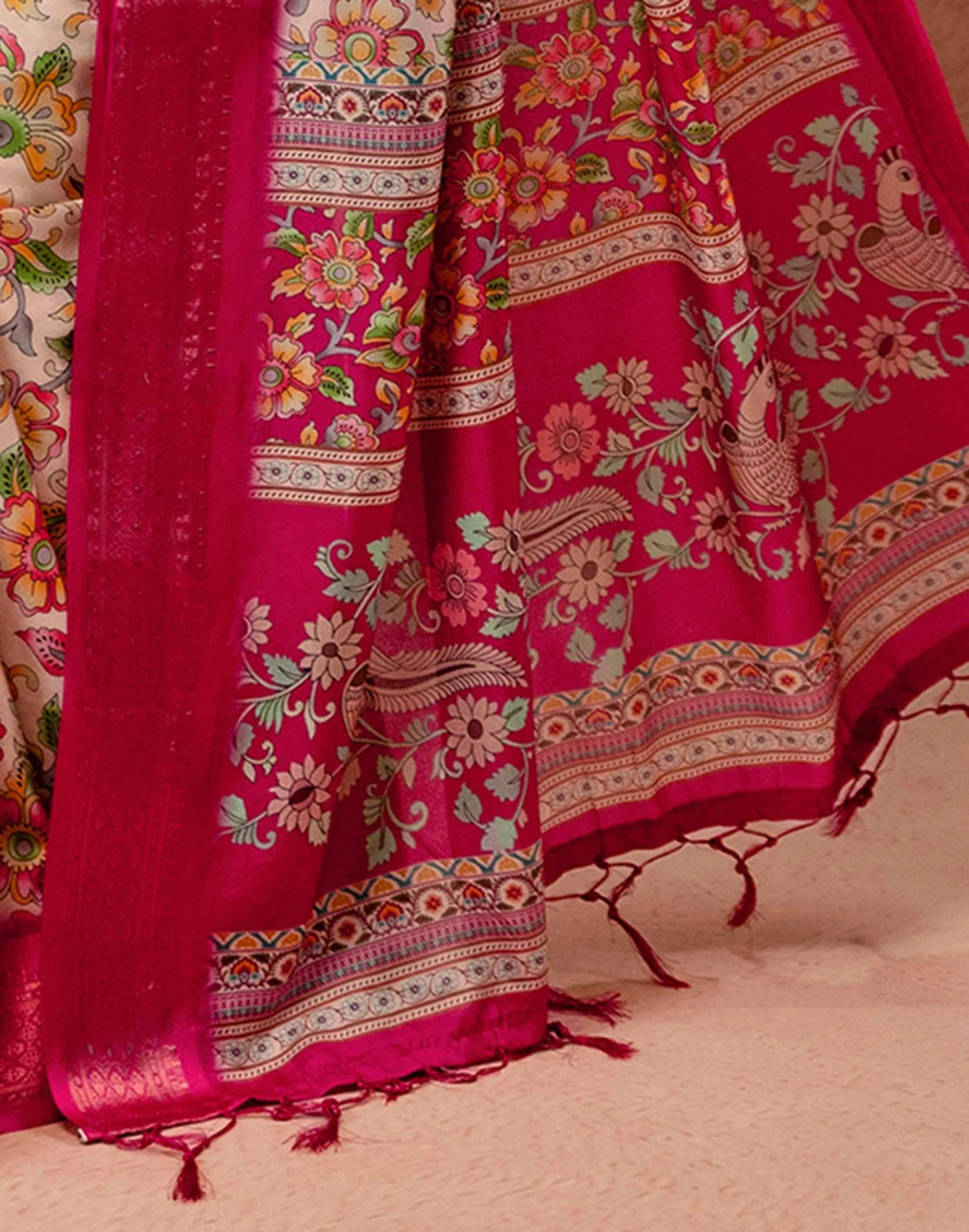 Beige Silk Kalamkari Printed Woven Border Saree - Image 12