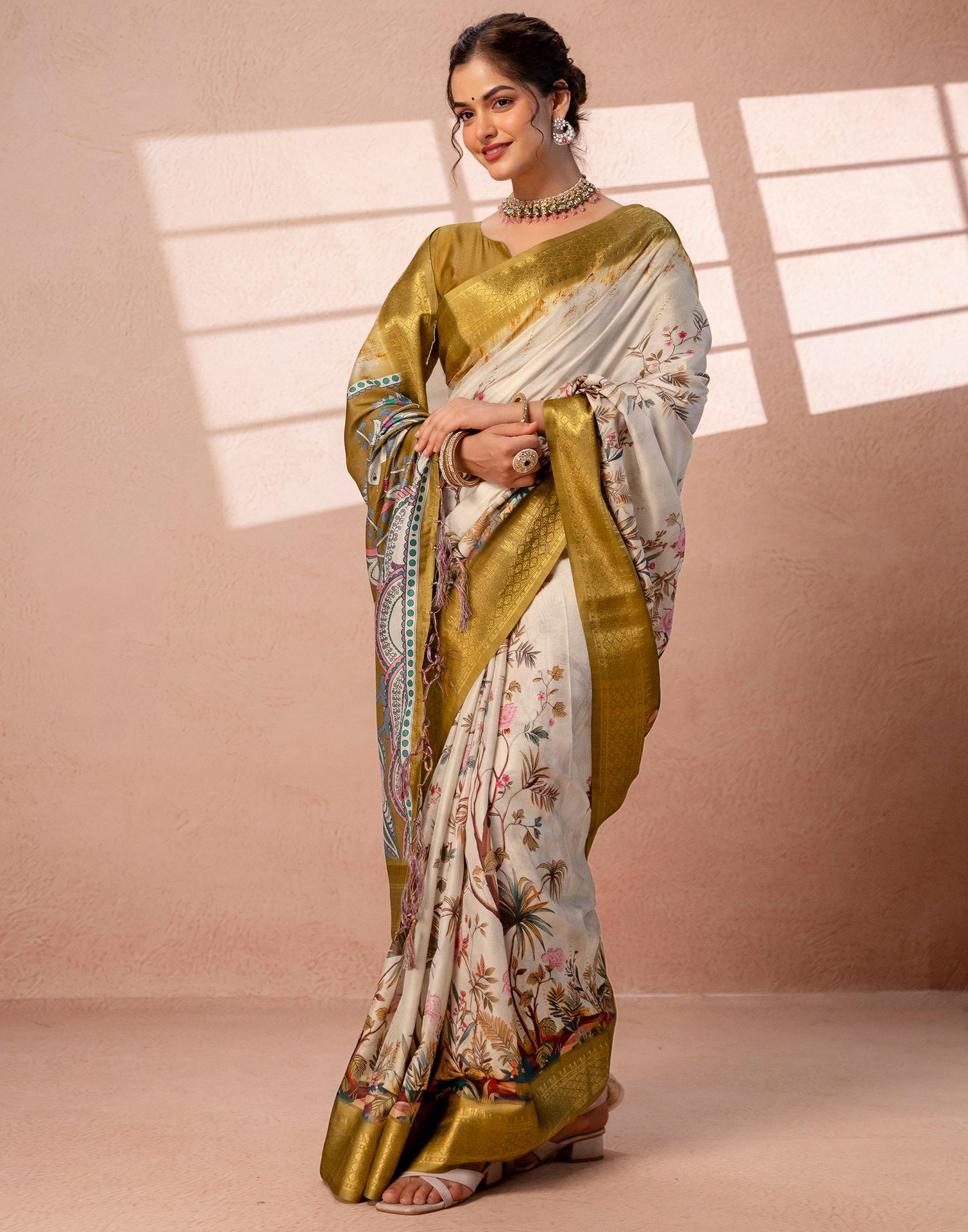 Beige Silk Kalamkari Printed Woven Border Saree - Image 10