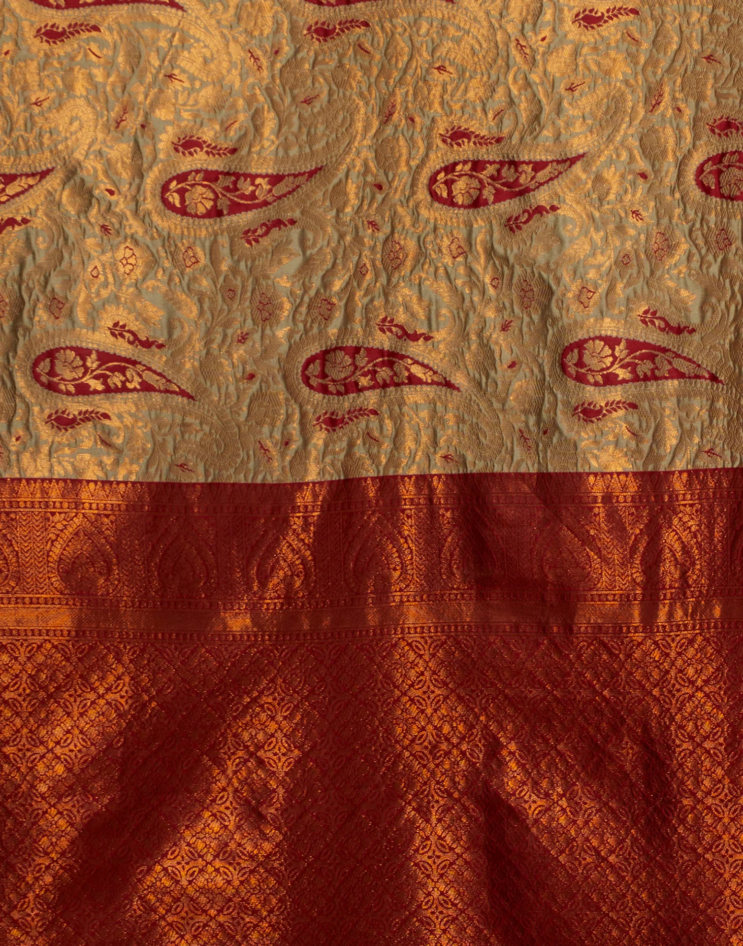 Beige Silk Woven Banarasi Saree - Image 7