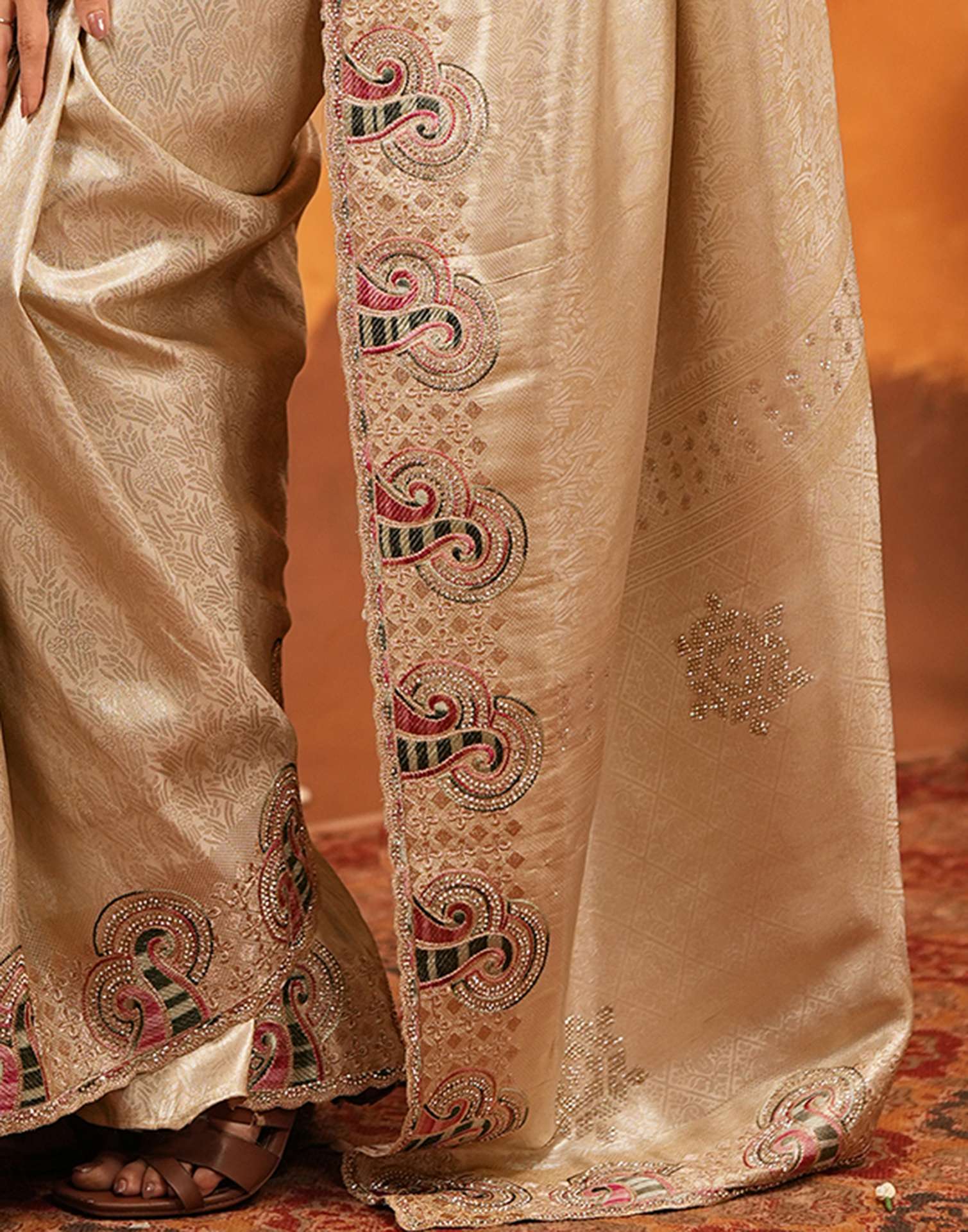 Beige Silk Woven Embroidery Stone Work Banarasi Saree - Image 13