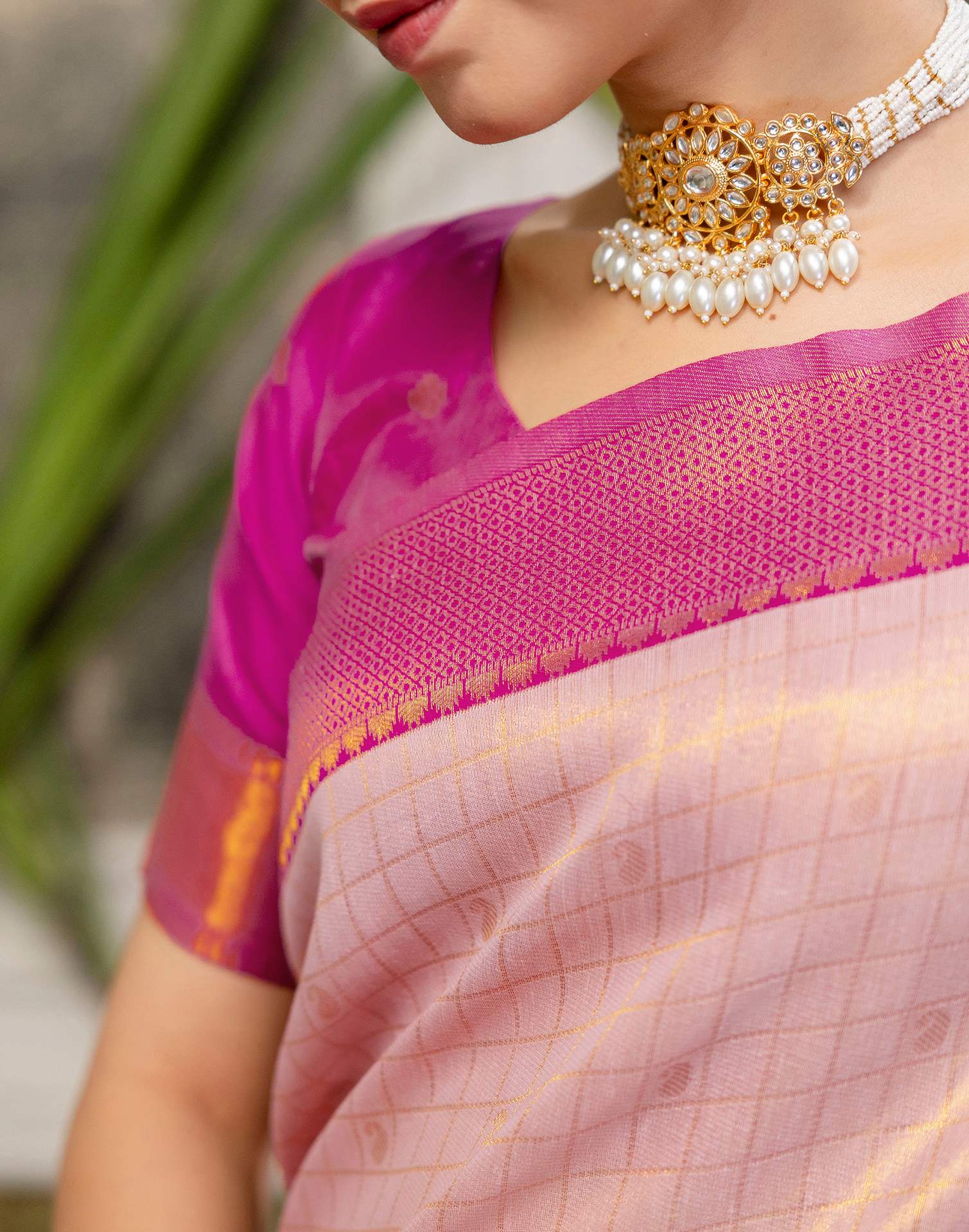 Pink Silk Woven Kanjivaram Saree - Image 10