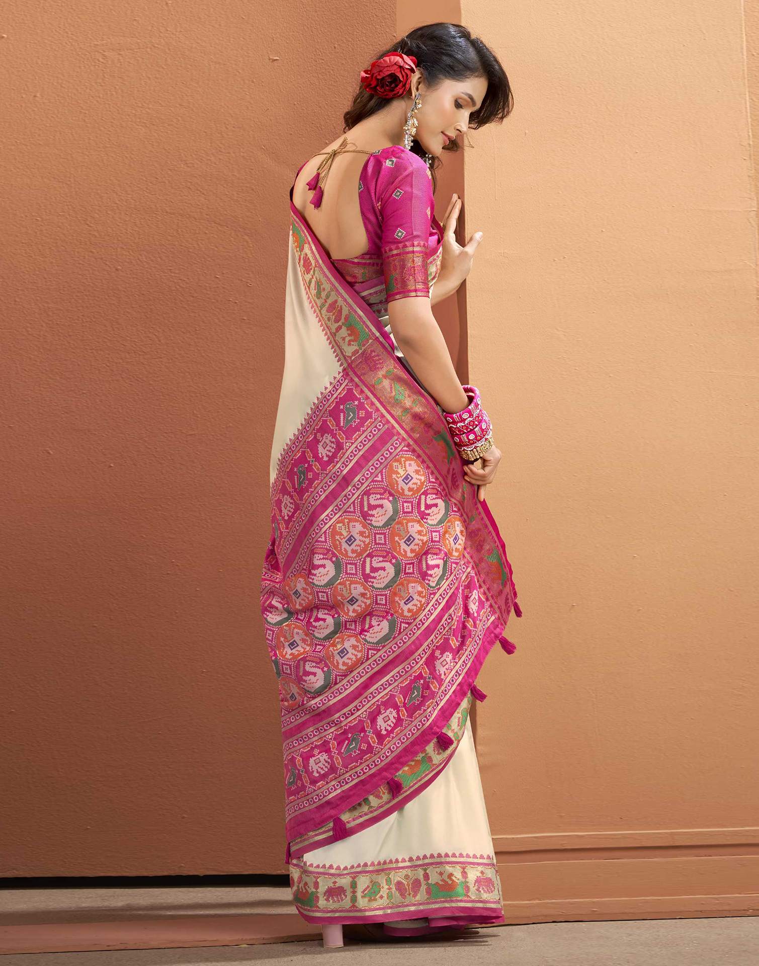 Beige Silk Woven Patola Saree - Image 5