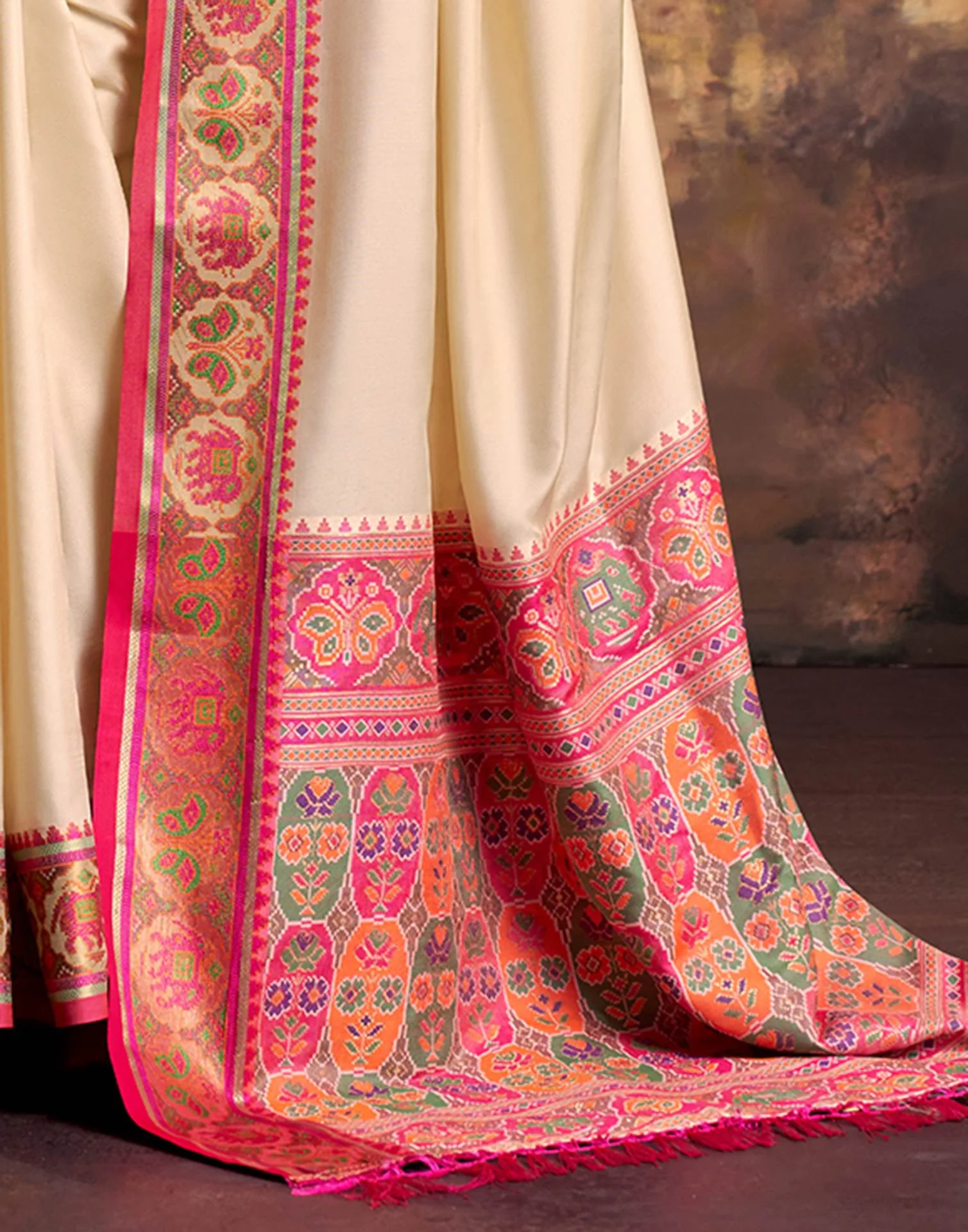 Beige Silk Woven Patola Saree - Image 6