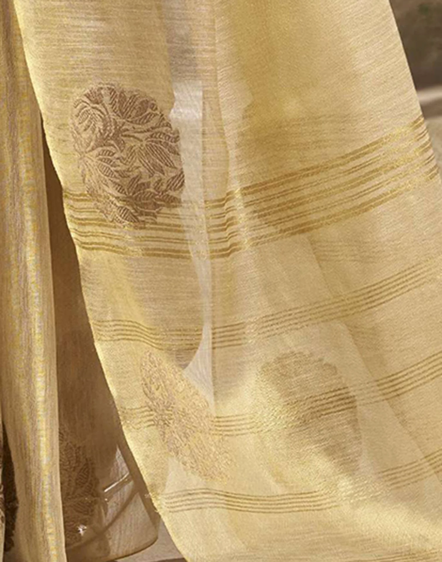 Beige Tissue Silk Woven Saree - Image 6